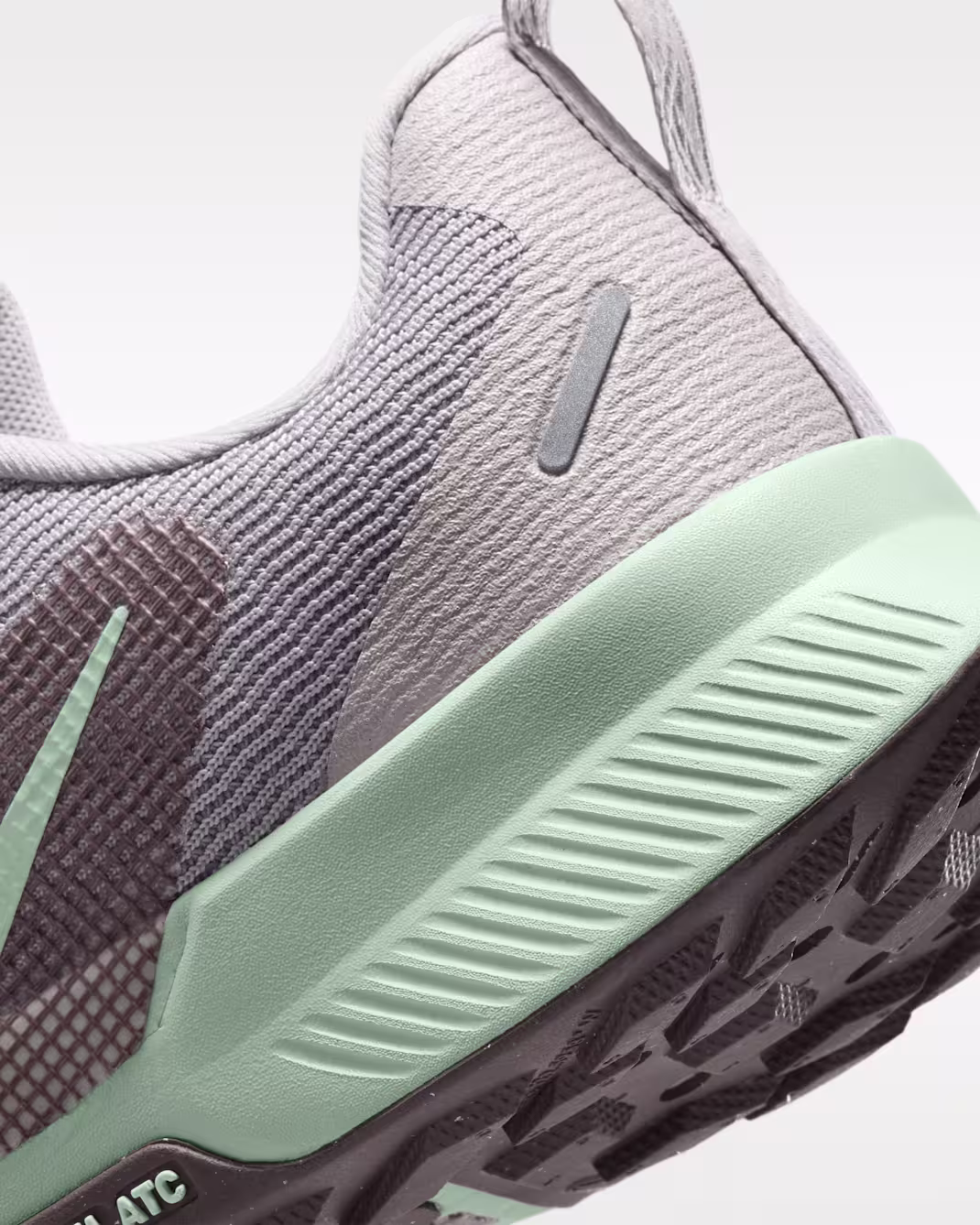 Nike ქალის სპორტული ფეხსაცმელი