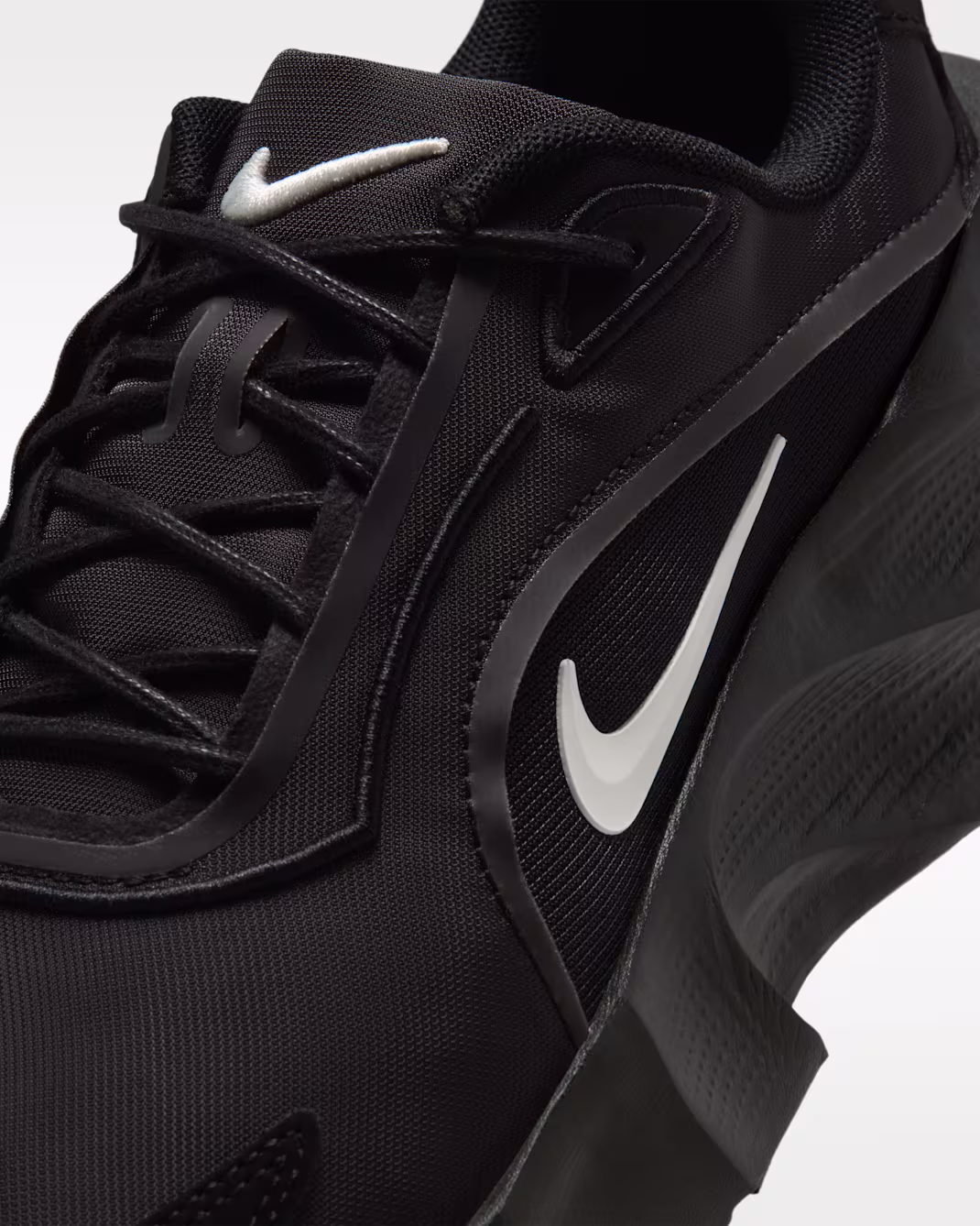 Nike ქალის სპორტული ფეხსაცმელი