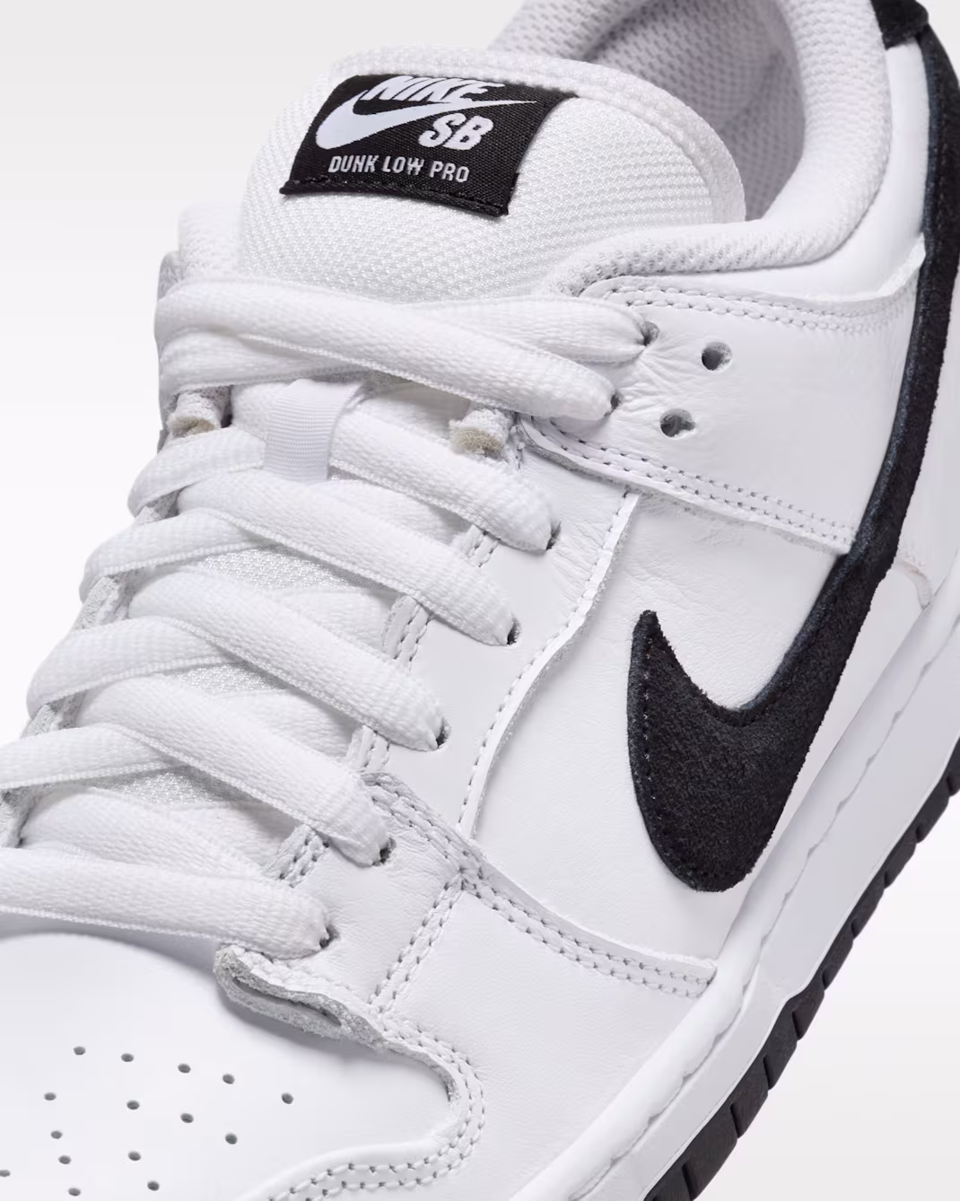 Nike მამაკაცის სპორტული ფეხსაცმელი