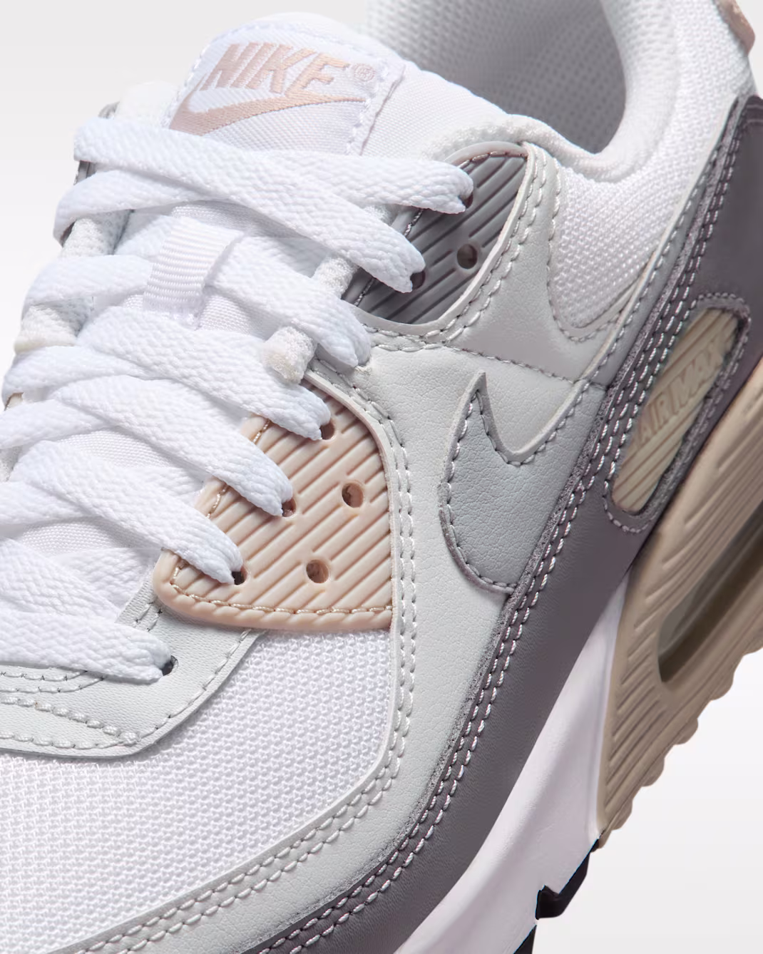 Nike ქალის სპორტული ფეხსაცმელი