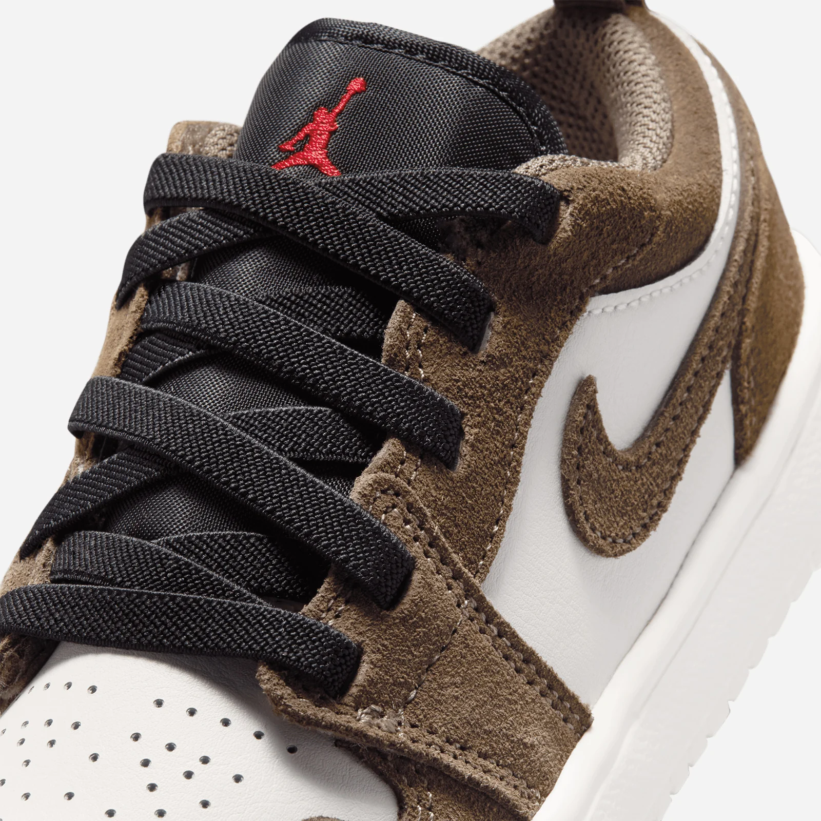 Nike ბავშვის სპორტული ფეხსაცმელი
