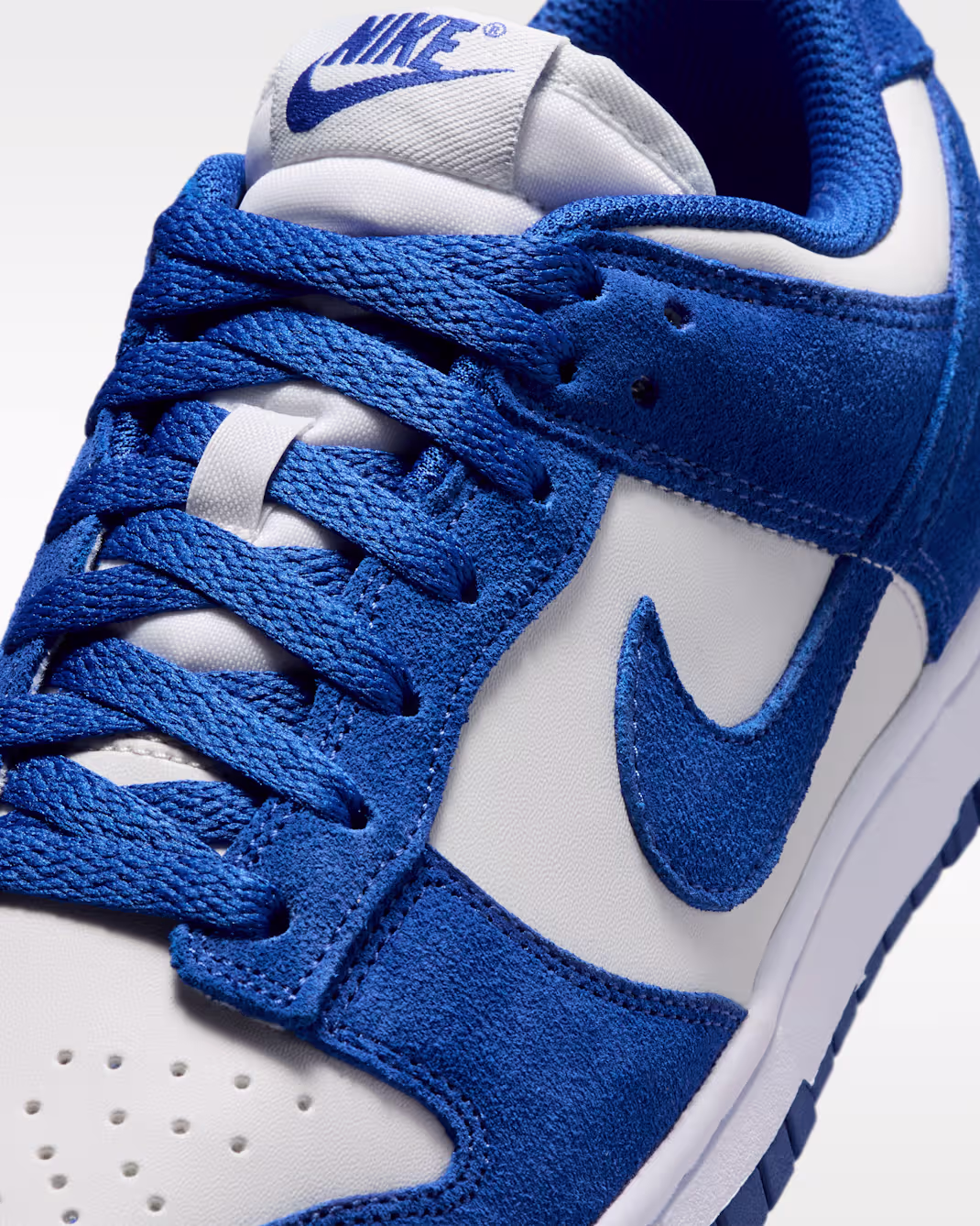 Nike ქალის სპორტული ფეხსაცმელი