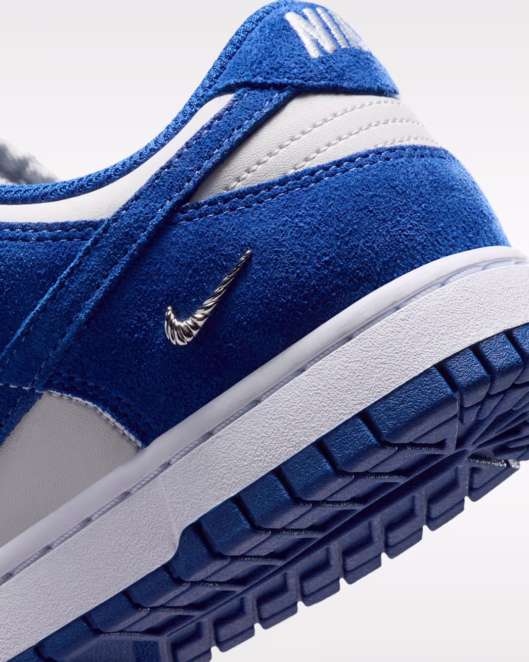 Nike ქალის სპორტული ფეხსაცმელი