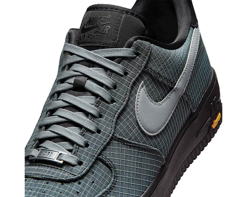 Nike მამაკაცის სპორტული ფეხსაცმელი