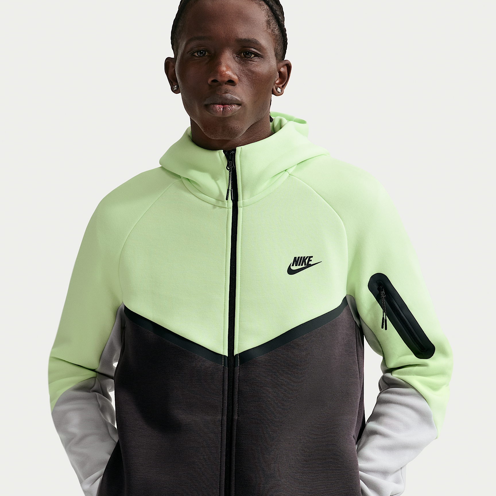 Nike მამაკაცის ჯემპრი