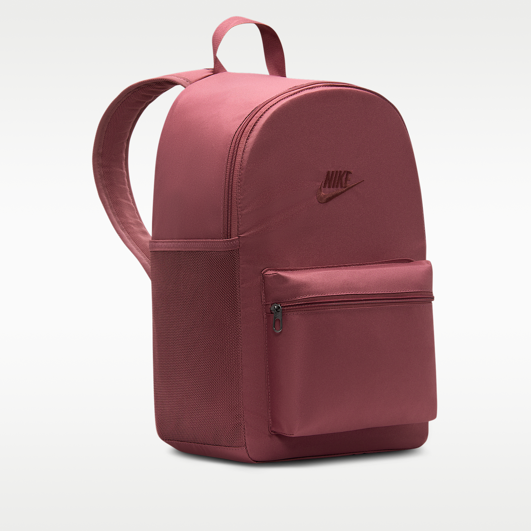 Nike ჩანთა