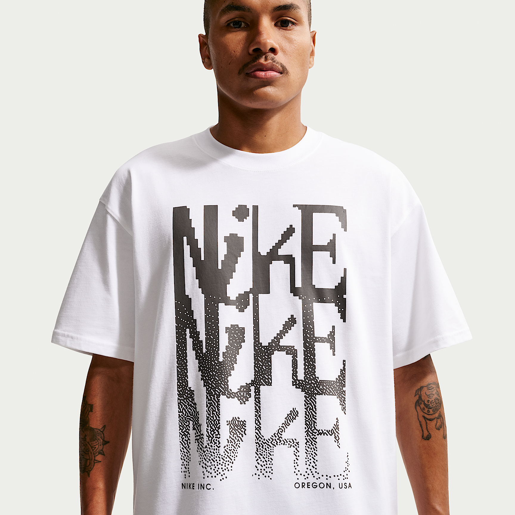 Nike მამაკაცის მაისური