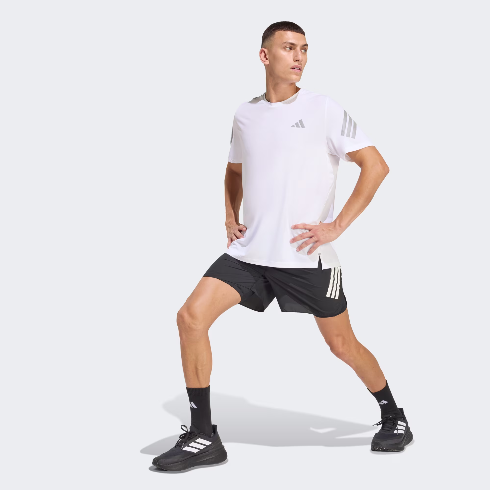 Adidas მამაკაცის შორტი