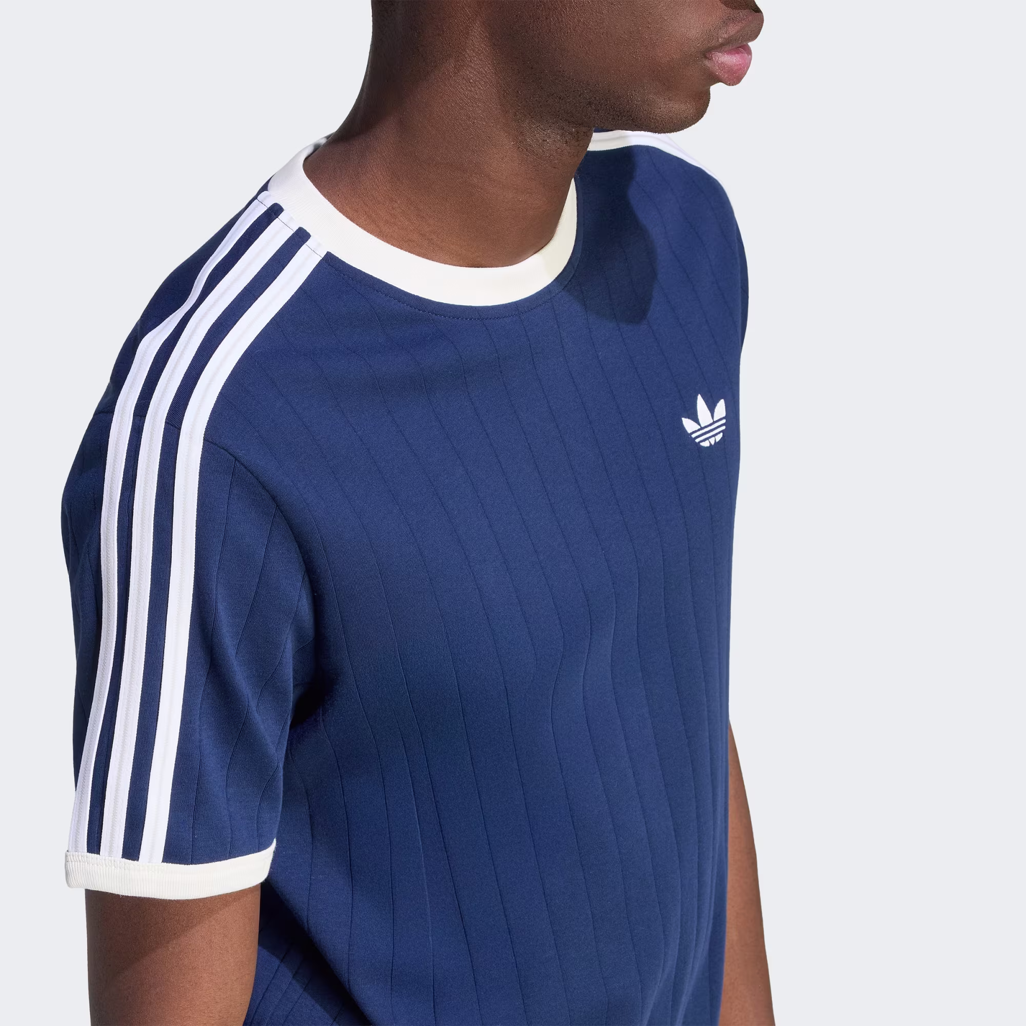 Adidas მამაკაცის მაისური