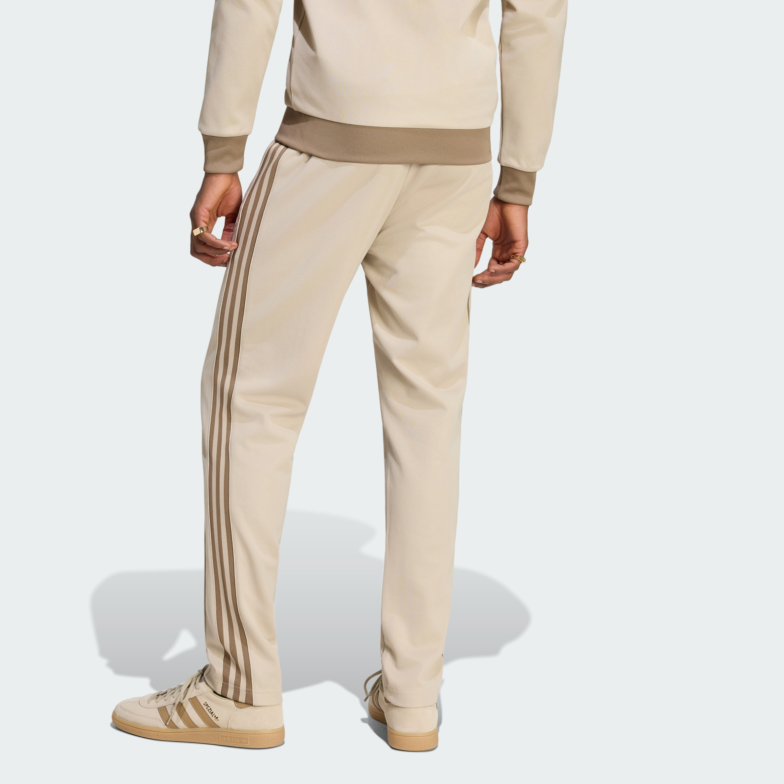 Adidas მამაკაცის შარვალი