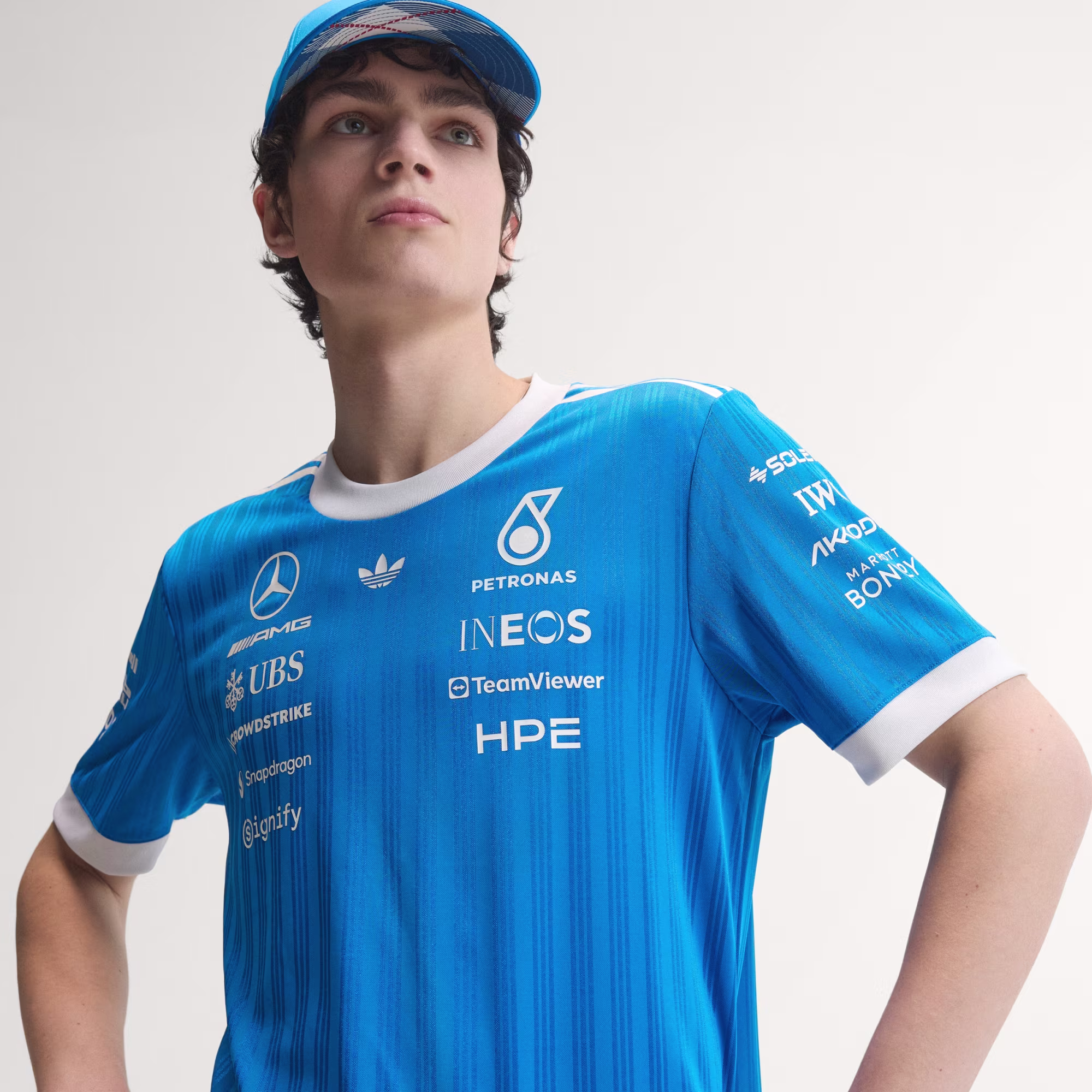 Adidas მამაკაცის მაისური