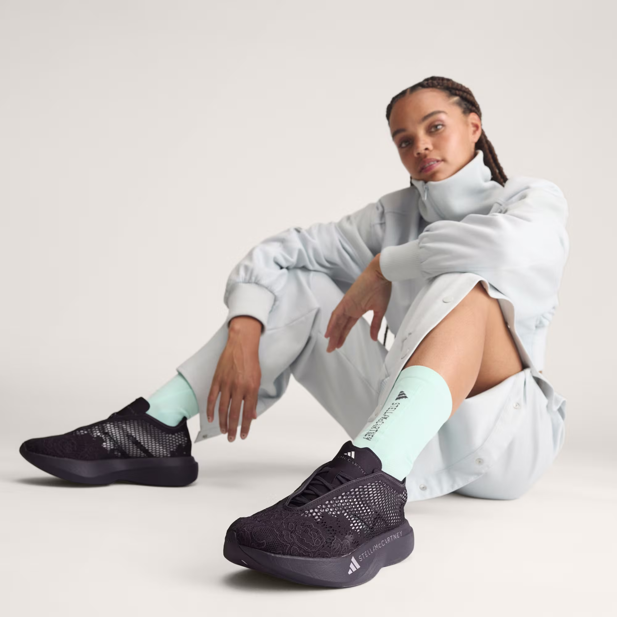 Adidas ქალის სპორტული ფეხსაცმელი