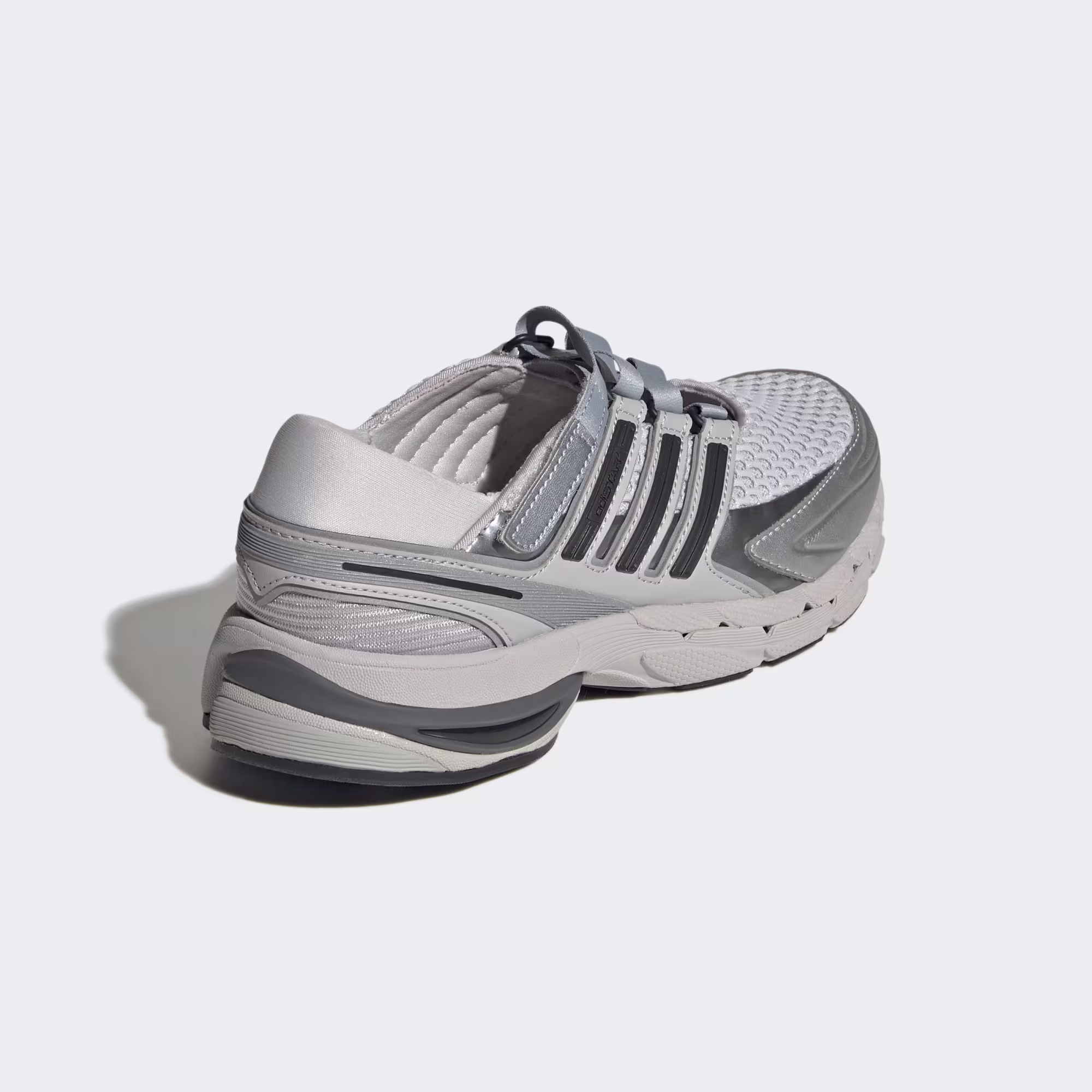 Adidas ქალის სპორტული ფეხსაცმელი