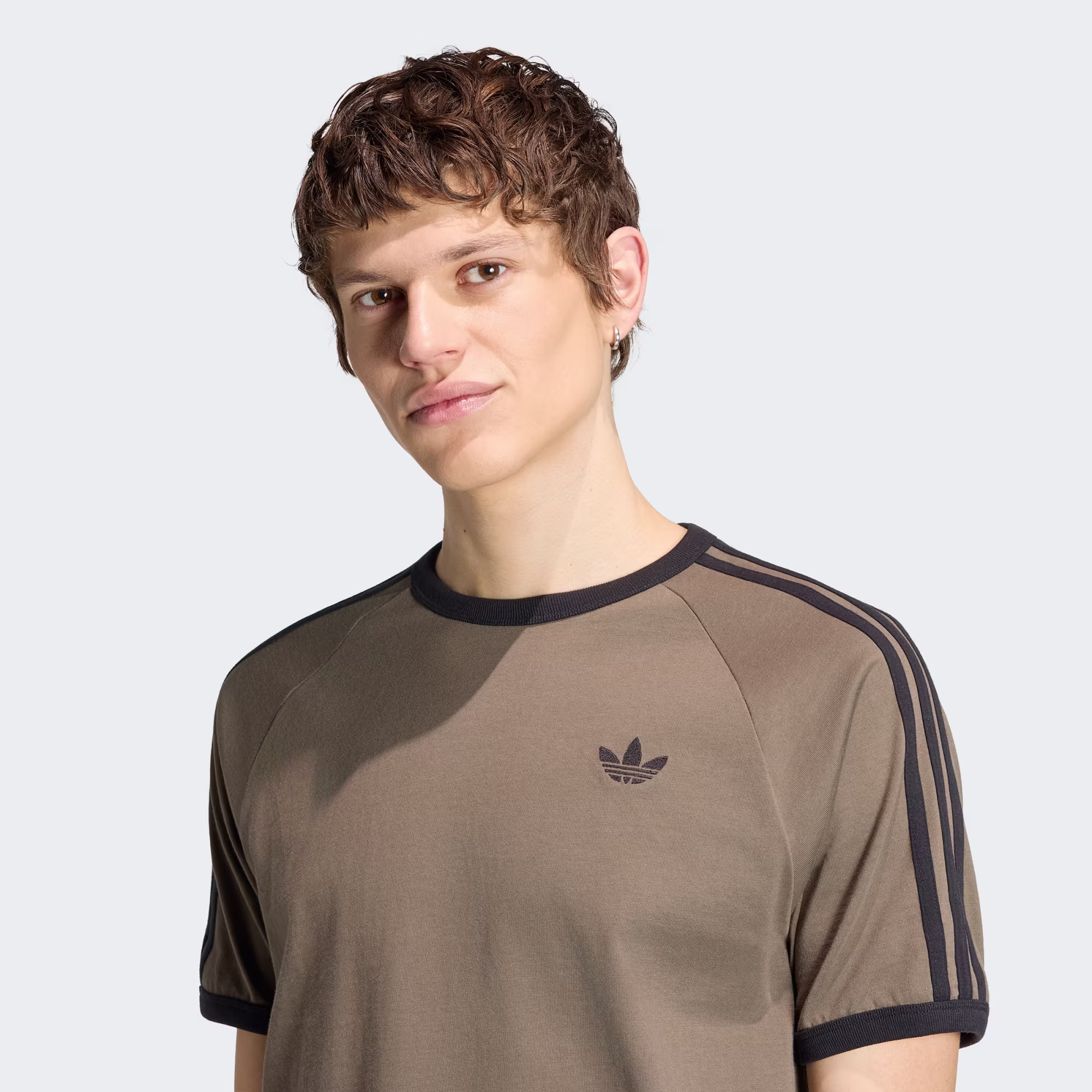 Adidas მამაკაცის მაისური