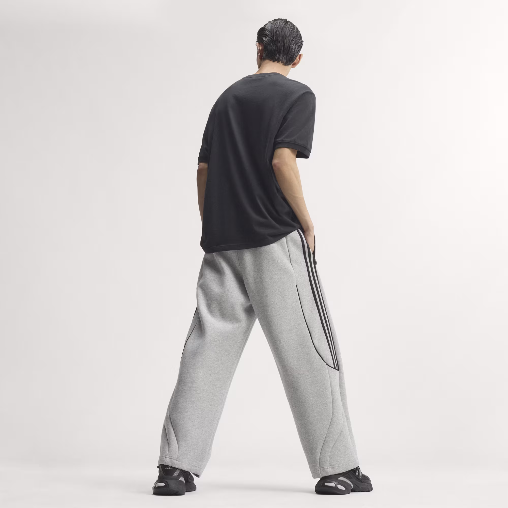 Adidas მამაკაცის შარვალი