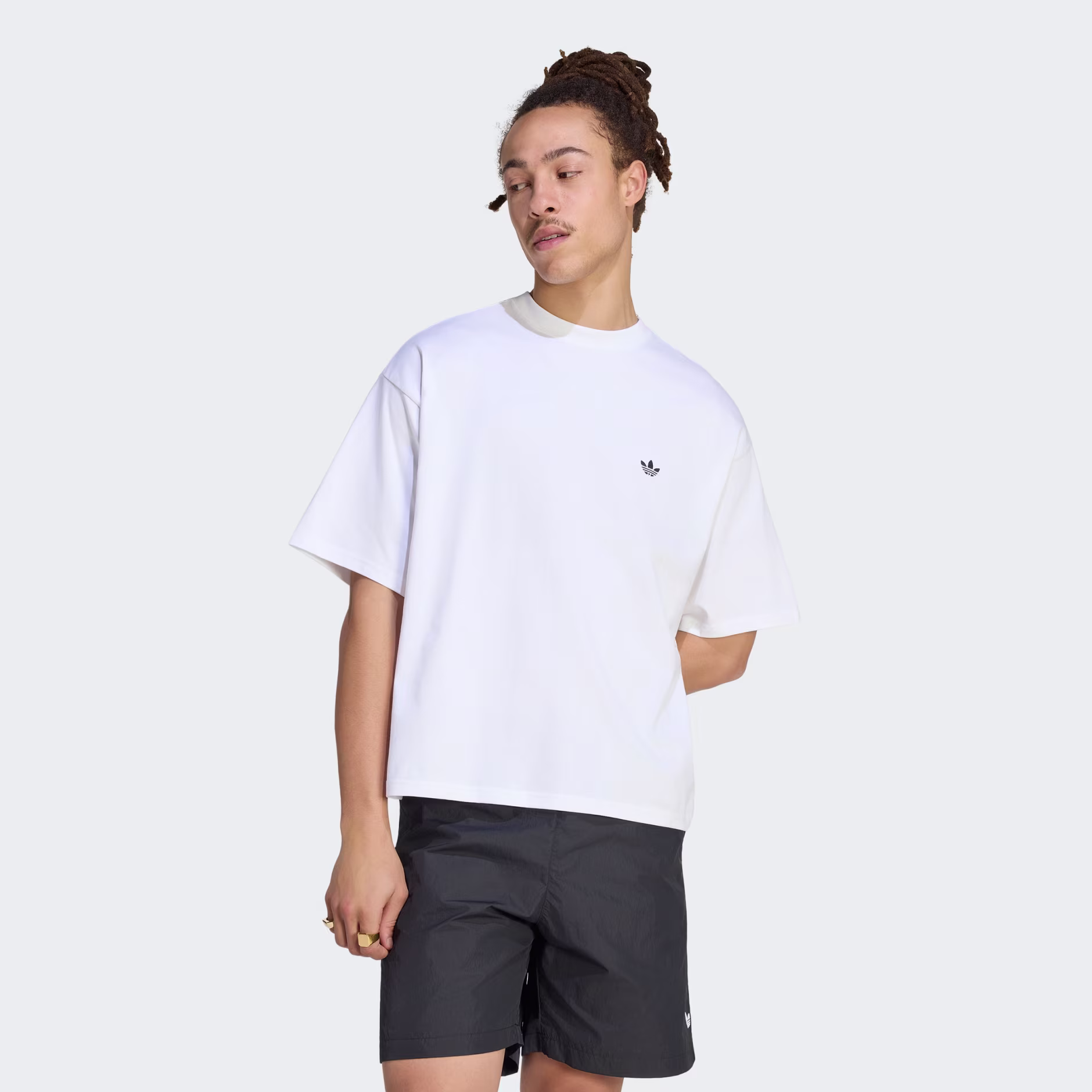 Adidas მამაკაცის მაისური