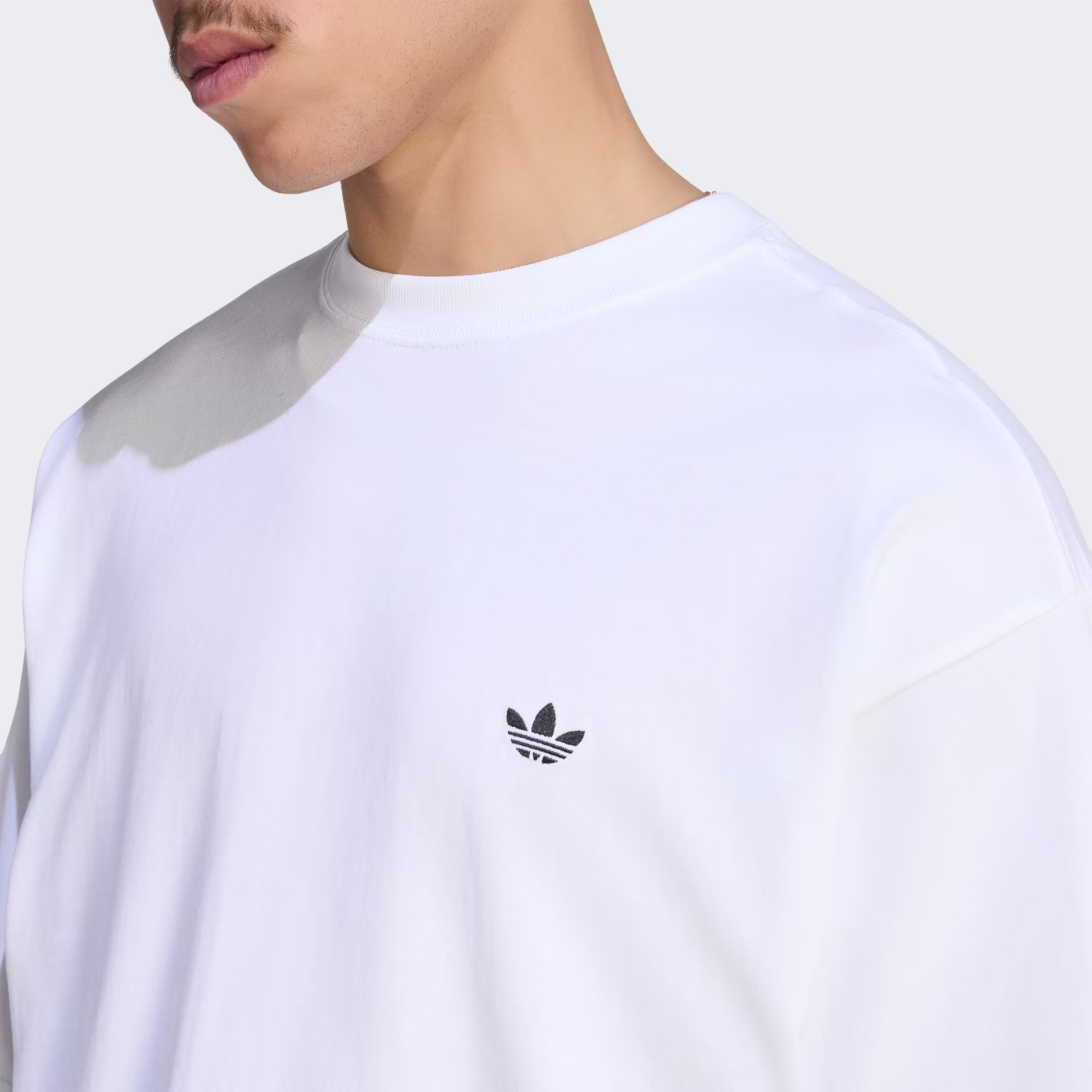 Adidas მამაკაცის მაისური