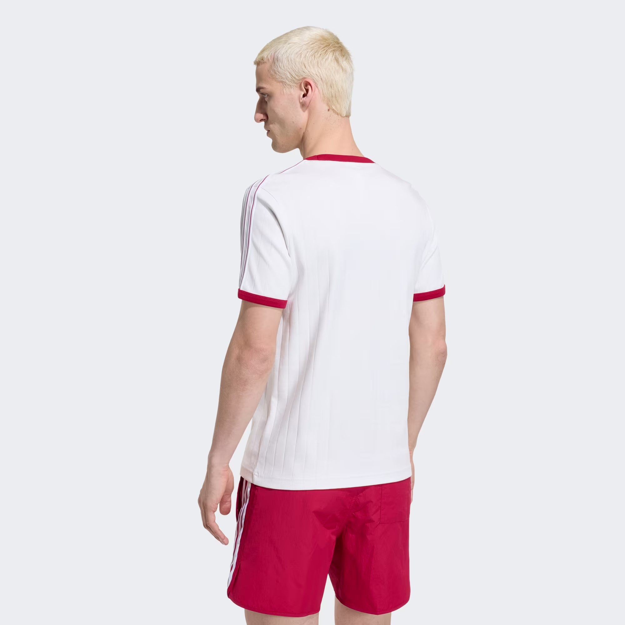 Adidas მამაკაცის მაისური