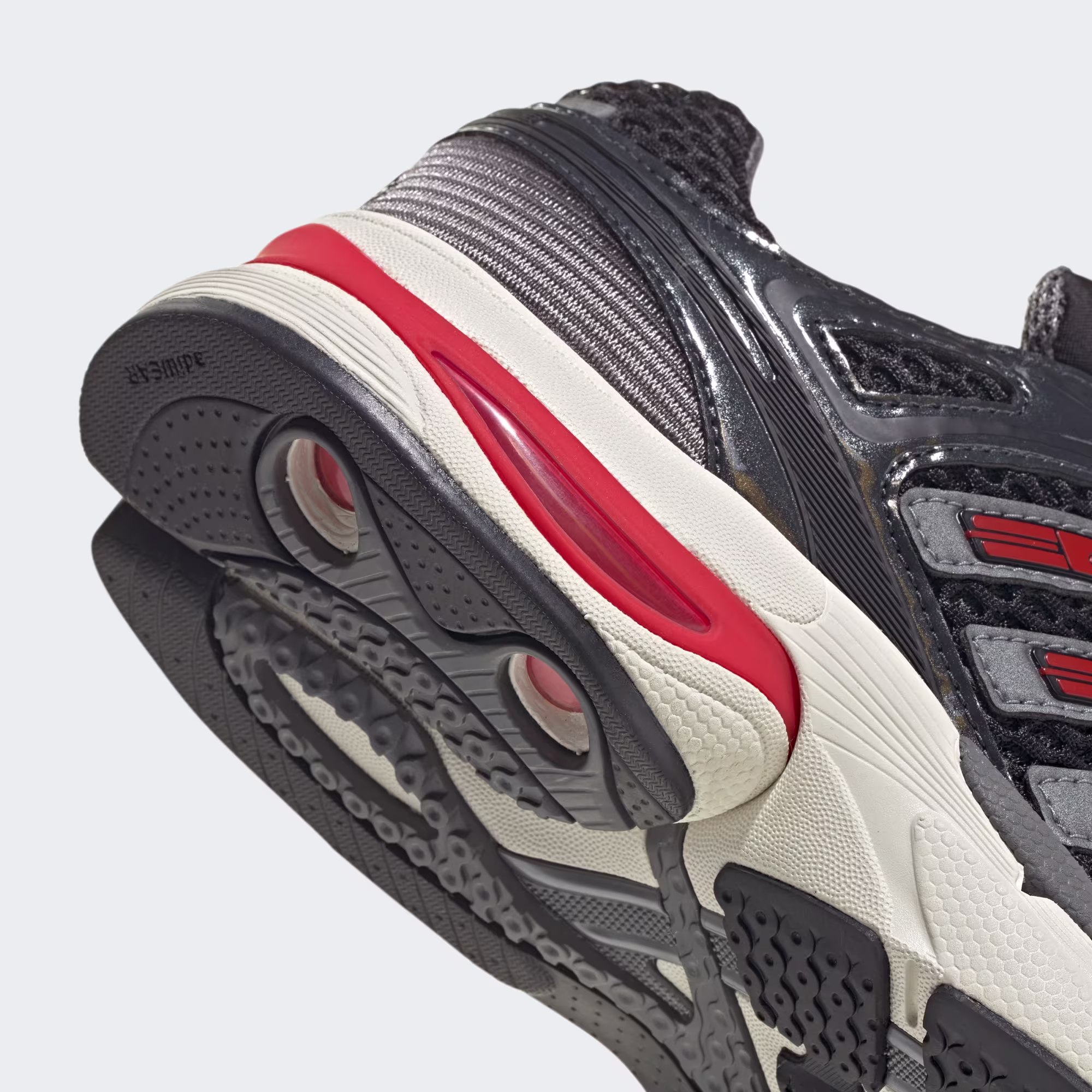 Adidas მამაკაცის სპორტული ფეხსაცმელი