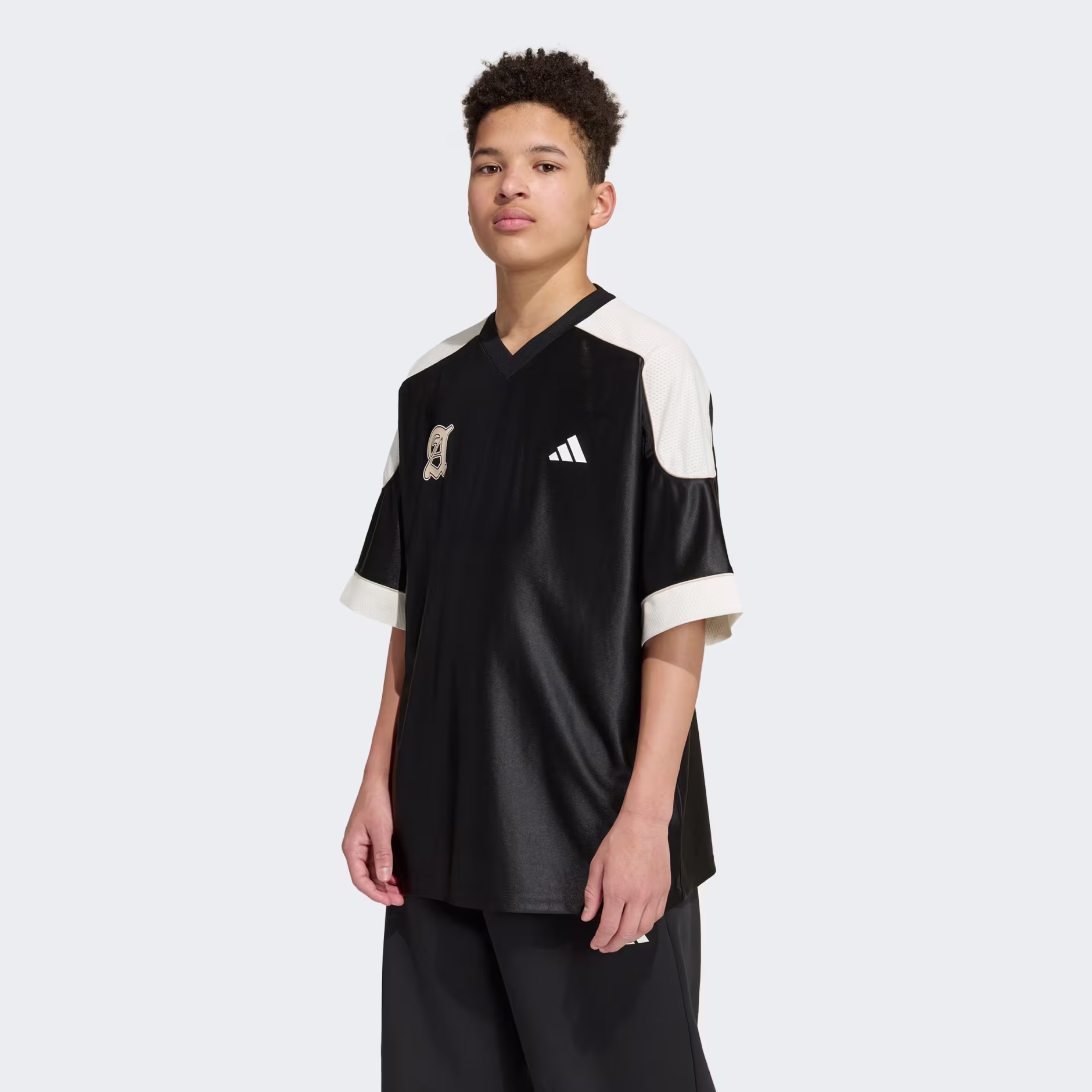 Adidas ბავშვის მაისური