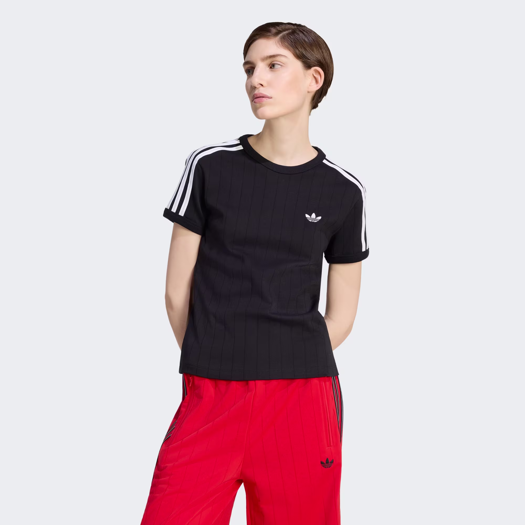 Adidas ქალის მაისური