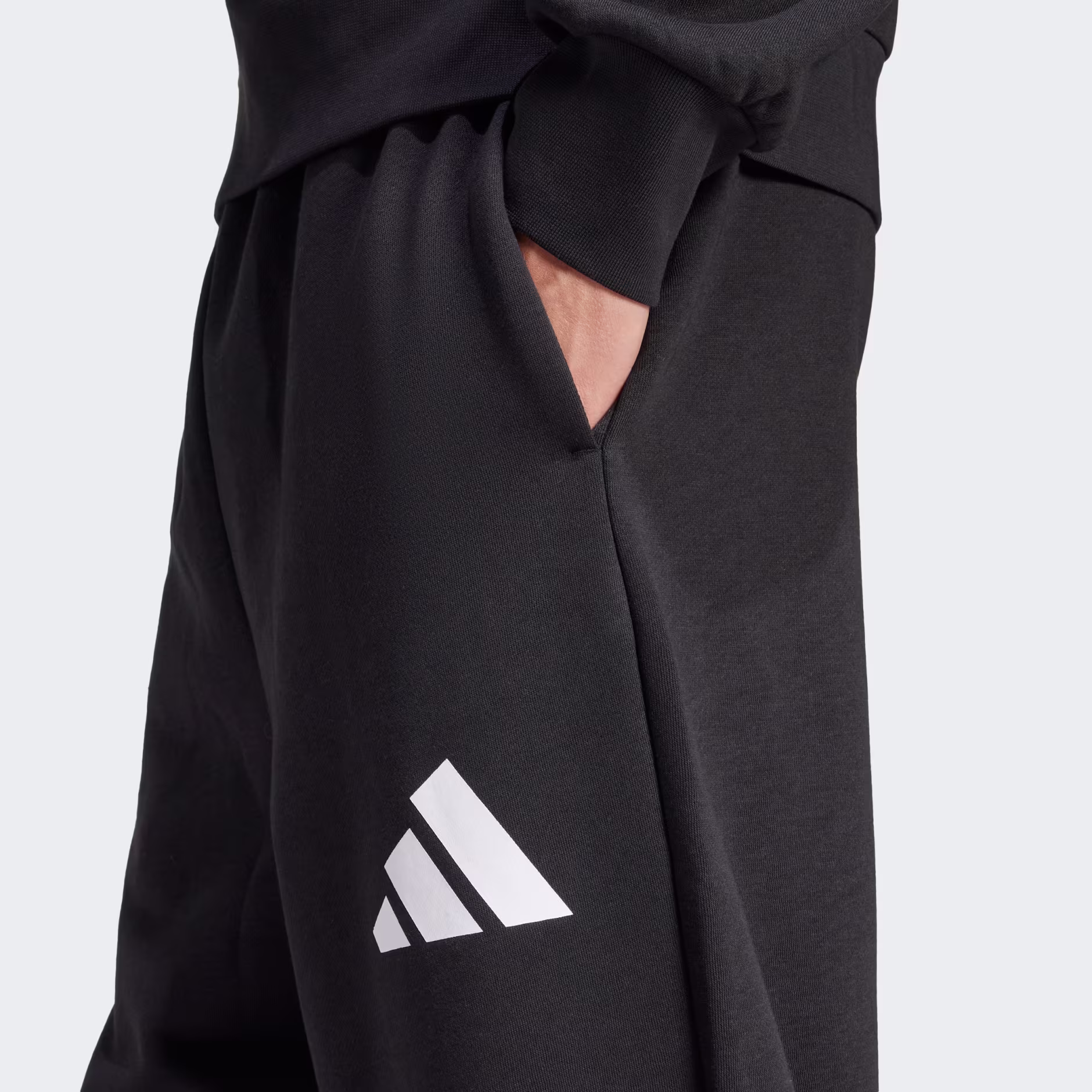 Adidas მამაკაცის შარვალი