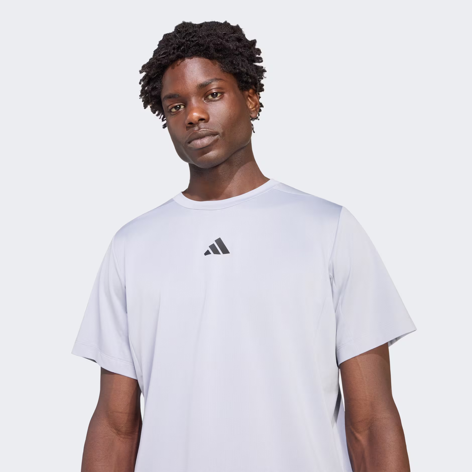 Adidas მამაკაცის მაისური