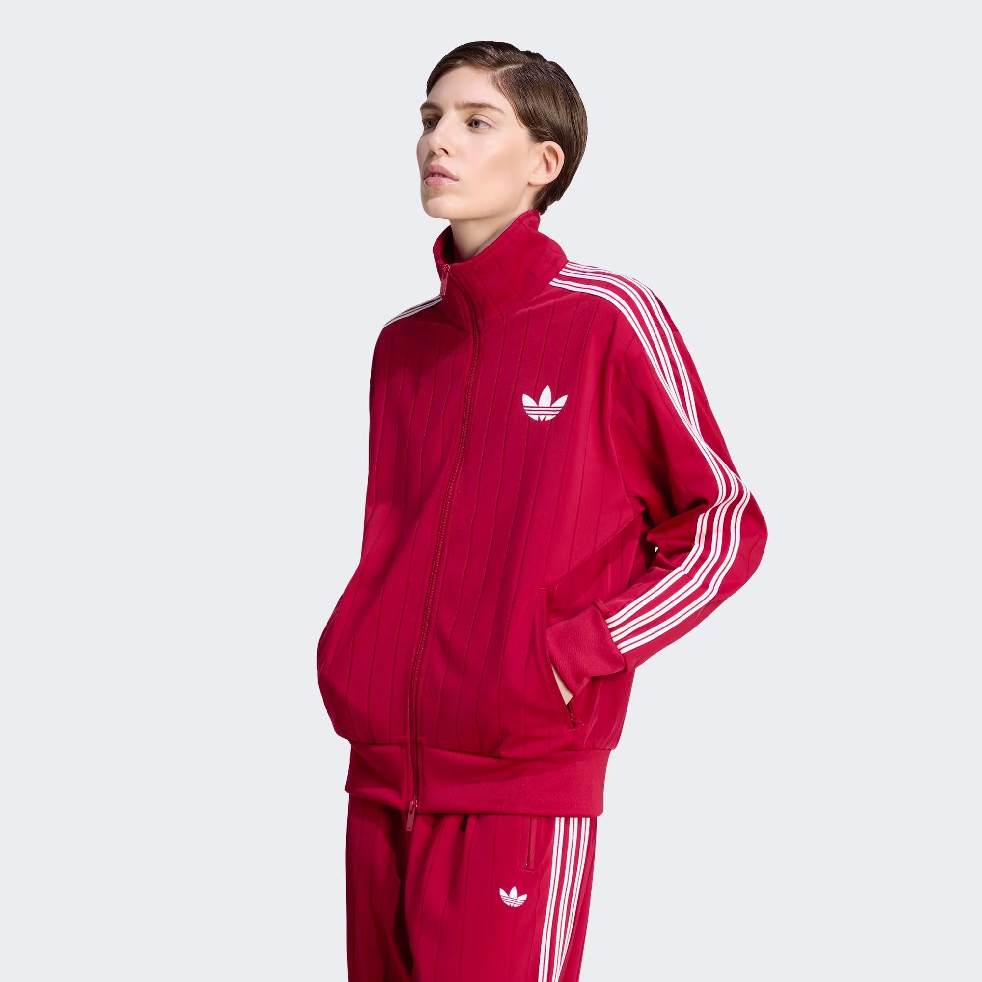 Adidas ქალის ჯემპრი