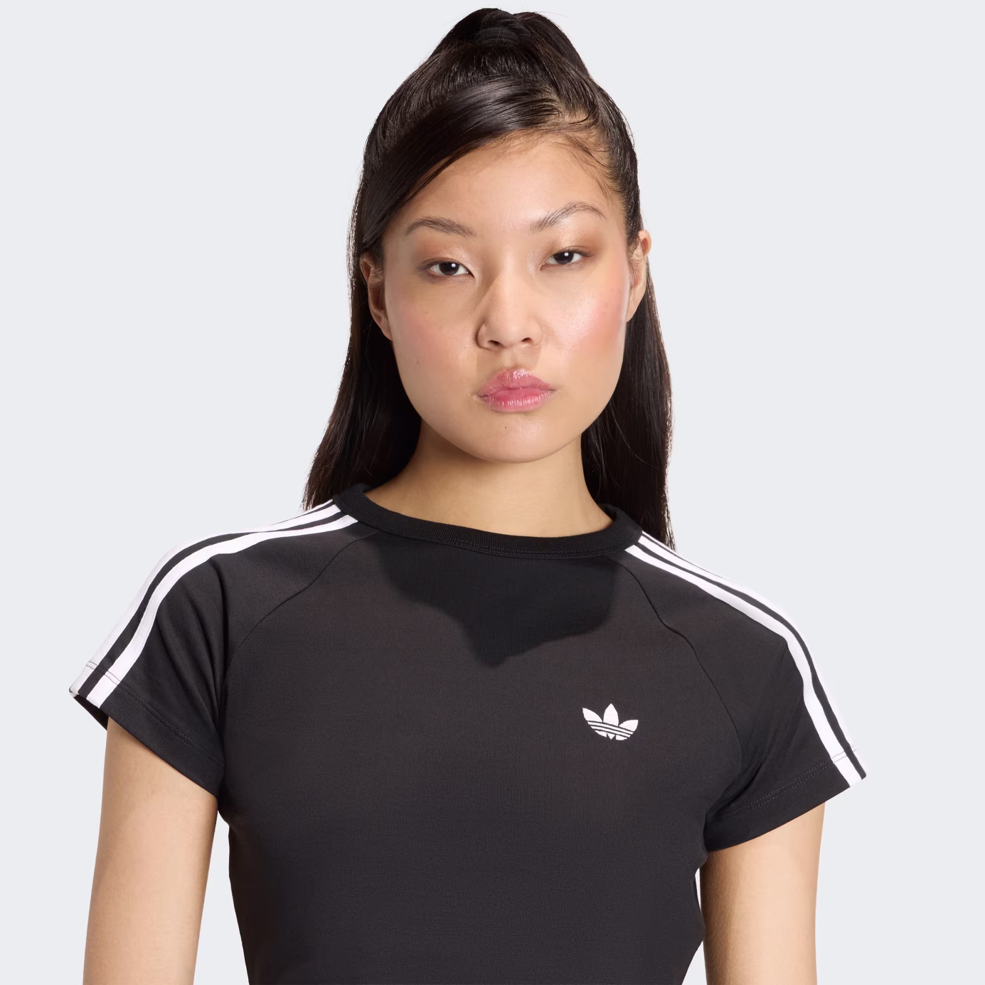 Adidas ქალის მაისური