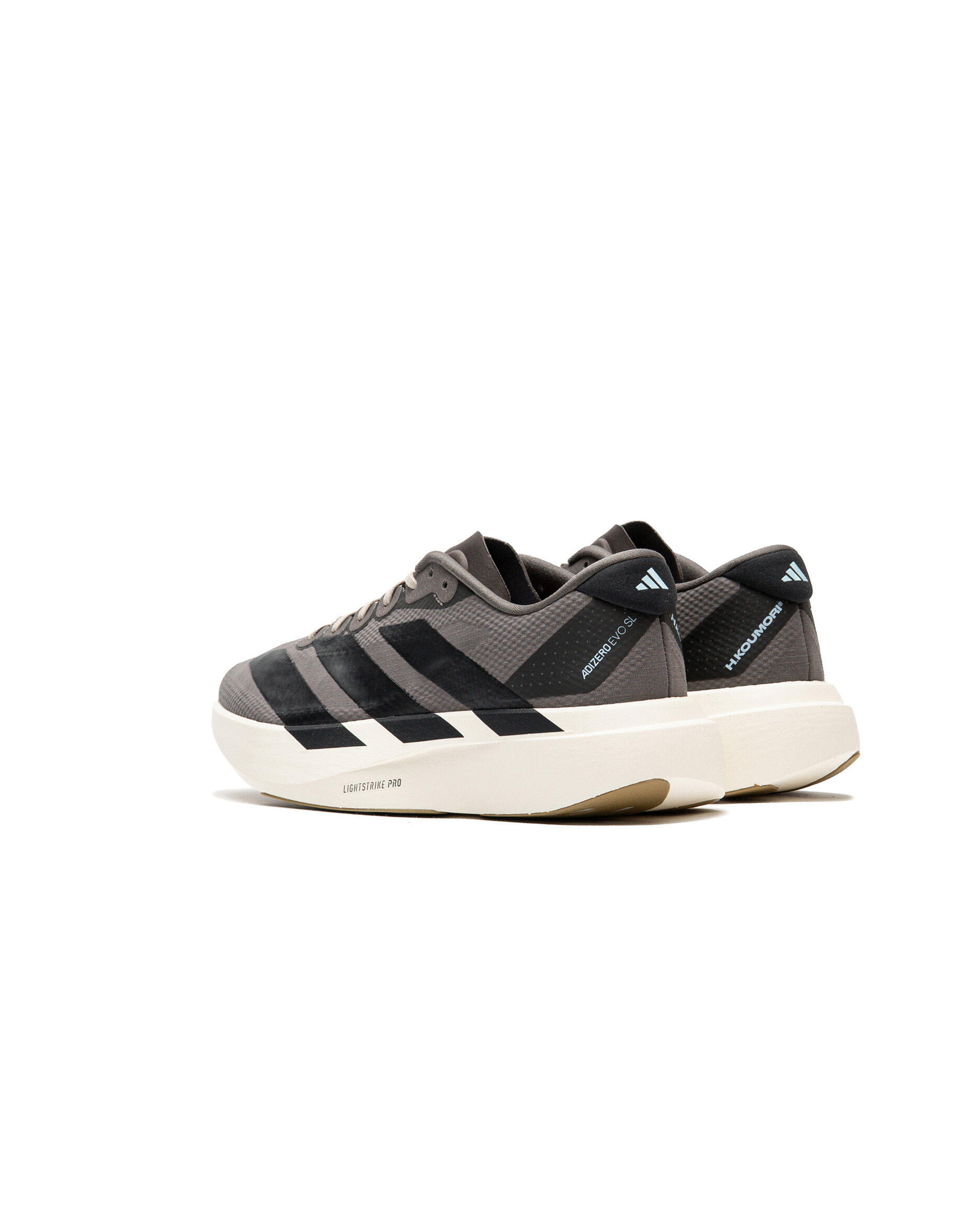 Adidas მამაკაცის სპორტული ფეხსაცმელი