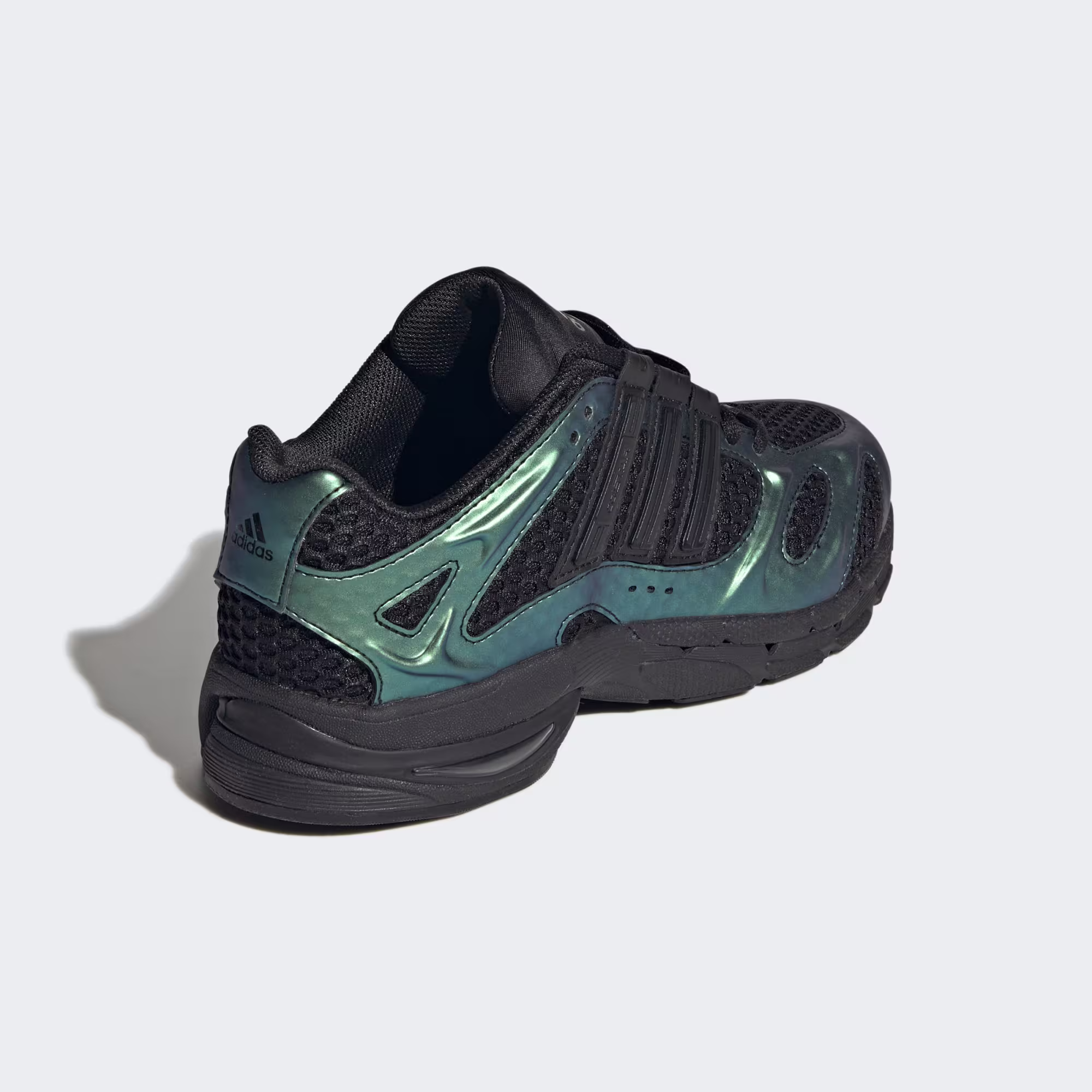 Adidas ქალის სპორტული ფეხსაცმელი