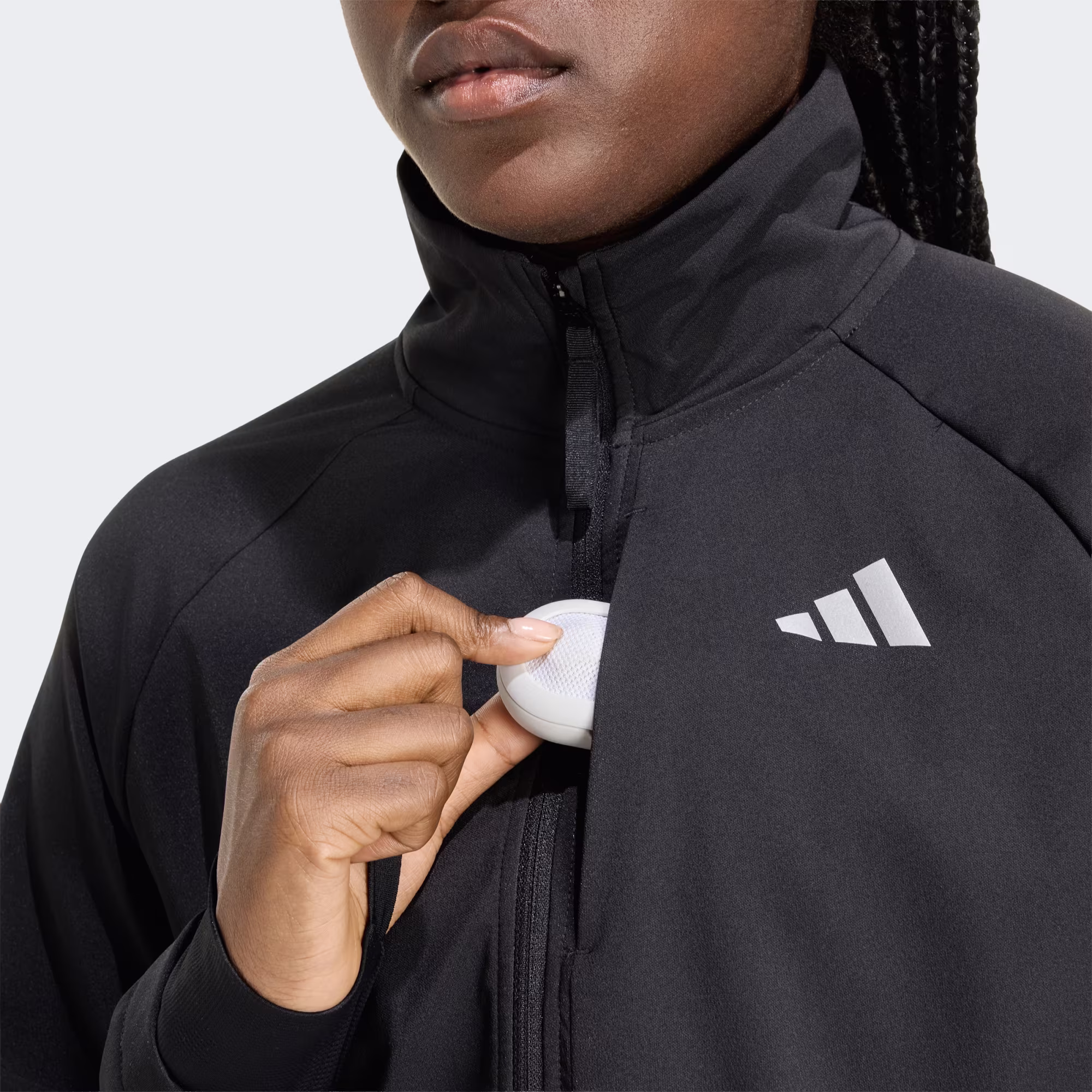 Adidas ქალის  ქურთუკი