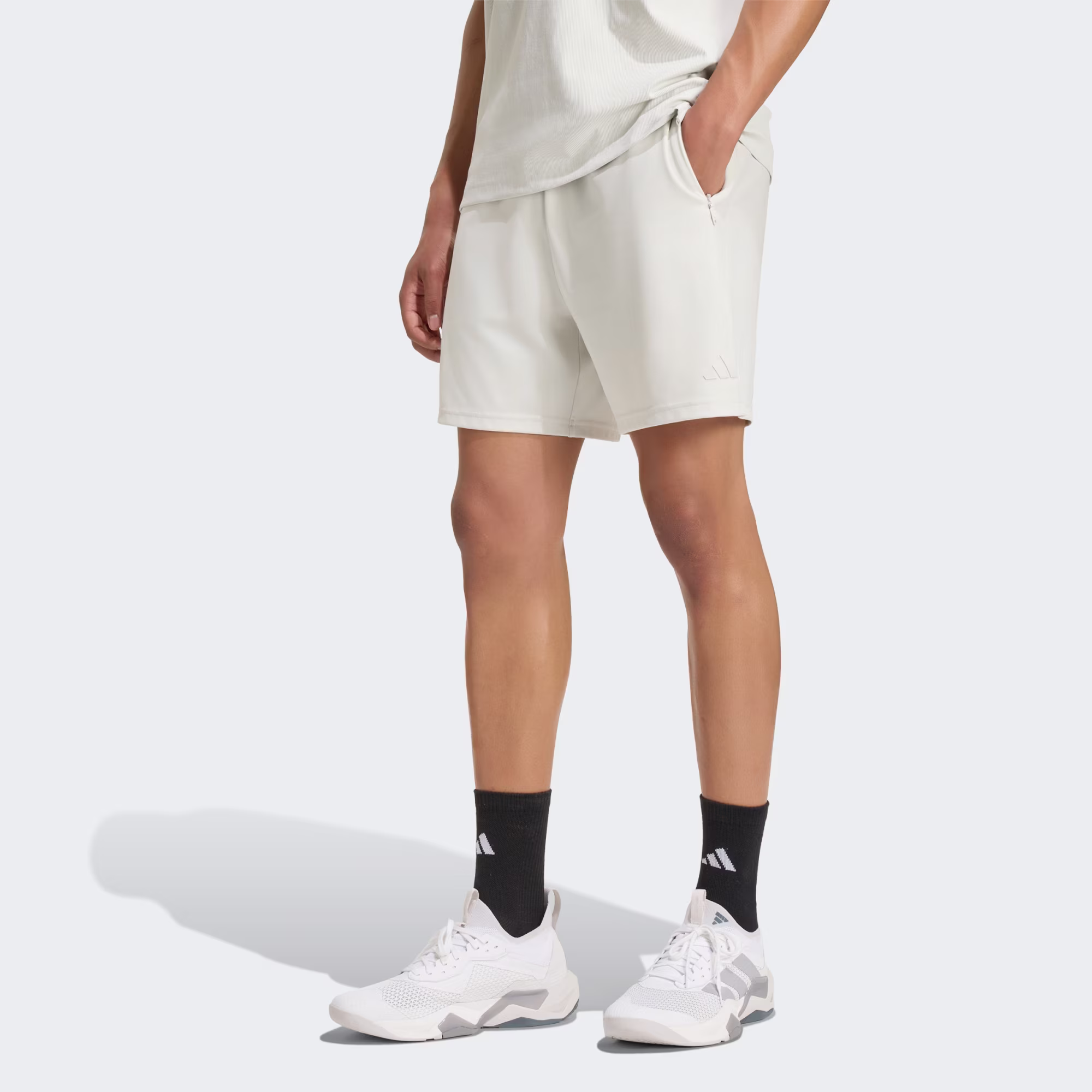 Adidas მამაკაცის შორტი