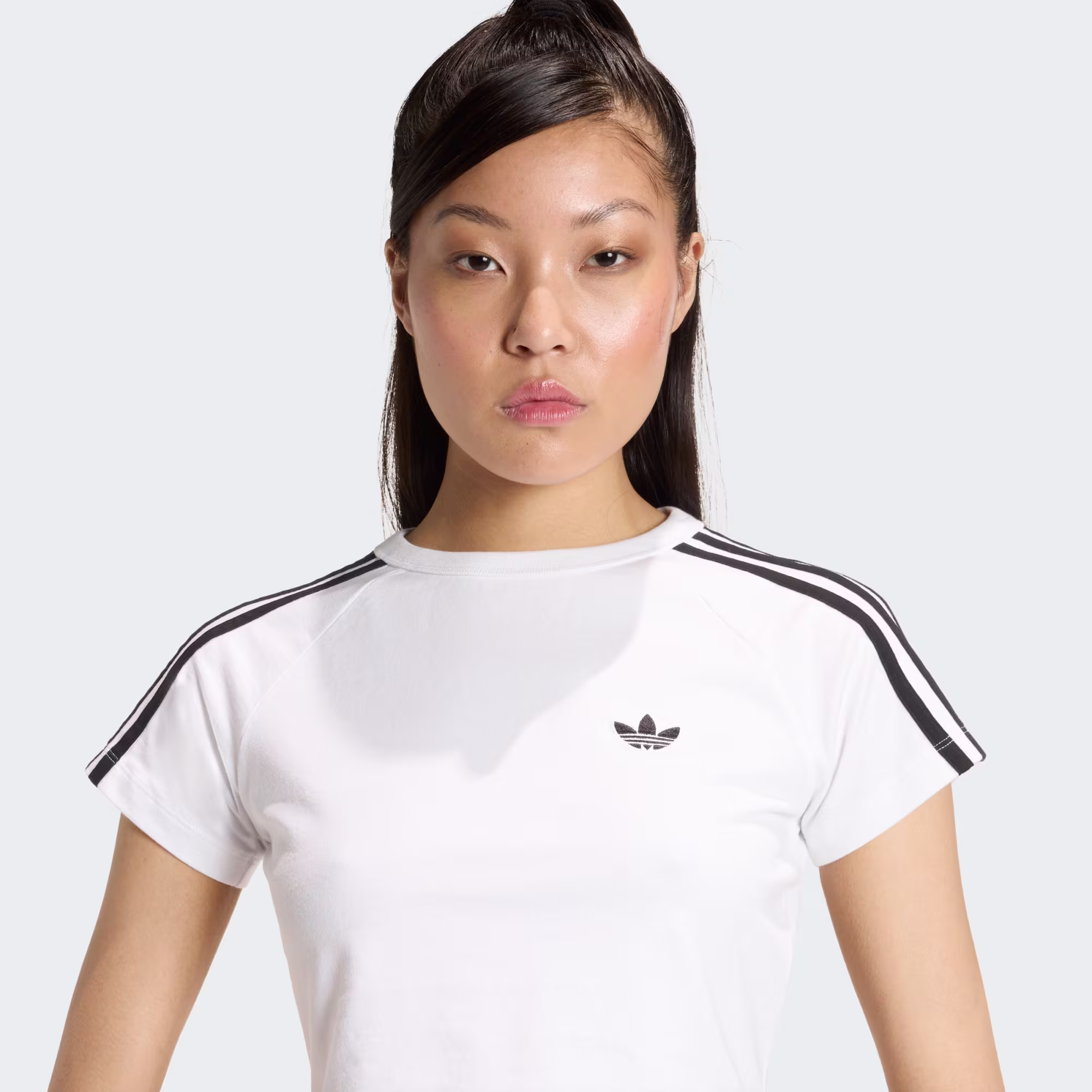 Adidas ქალის მაისური