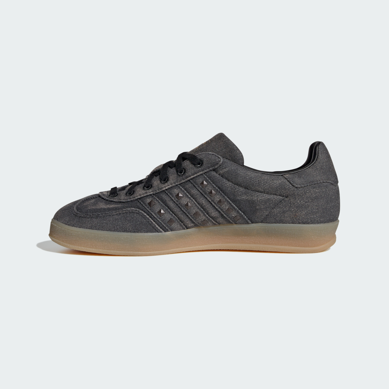 Adidas ქალის სპორტული ფეხსაცმელი