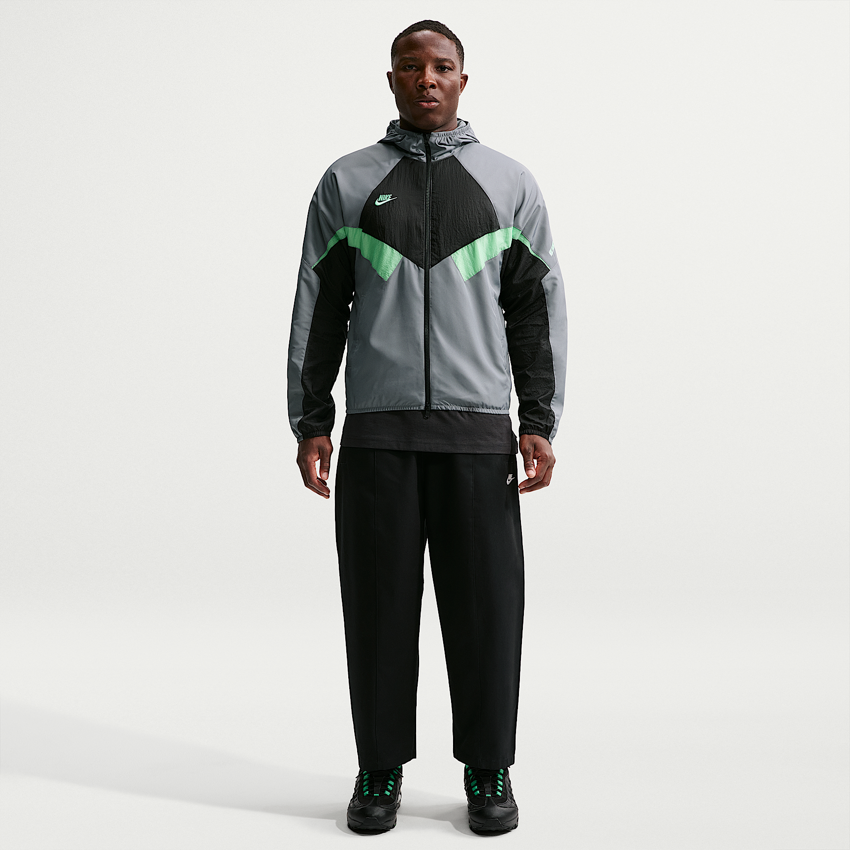 Nike მამაკაცის ქურთუკი