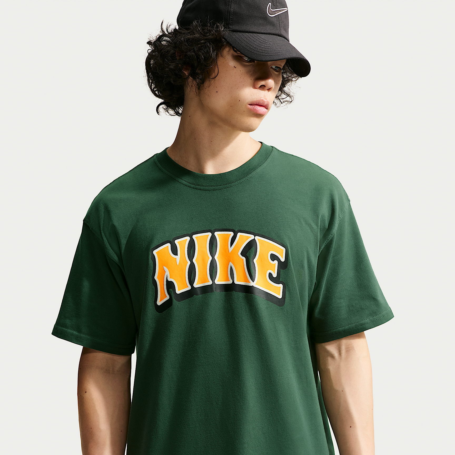 Nike მამაკაცის მაისური