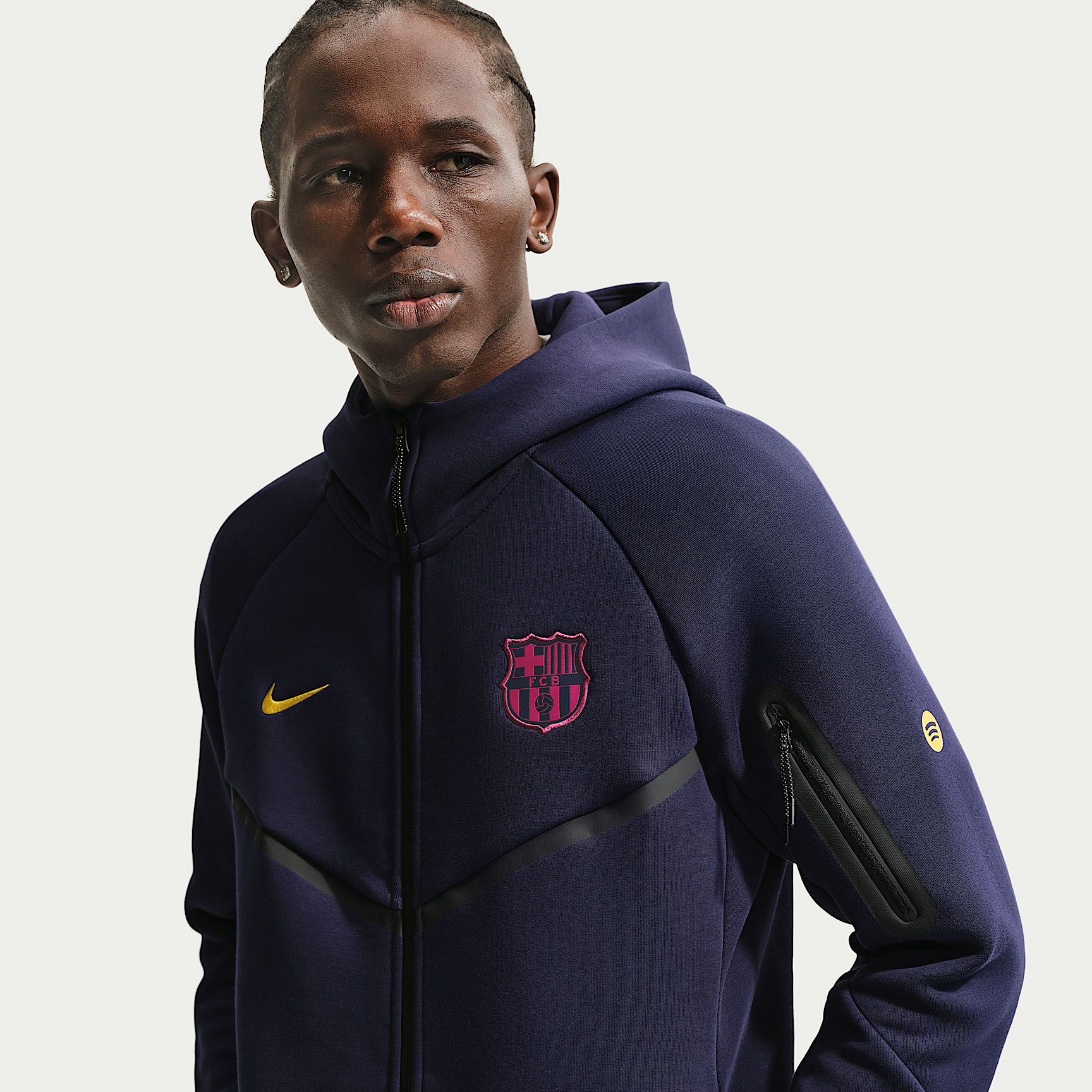Nike მამაკაცის ჯემპრი