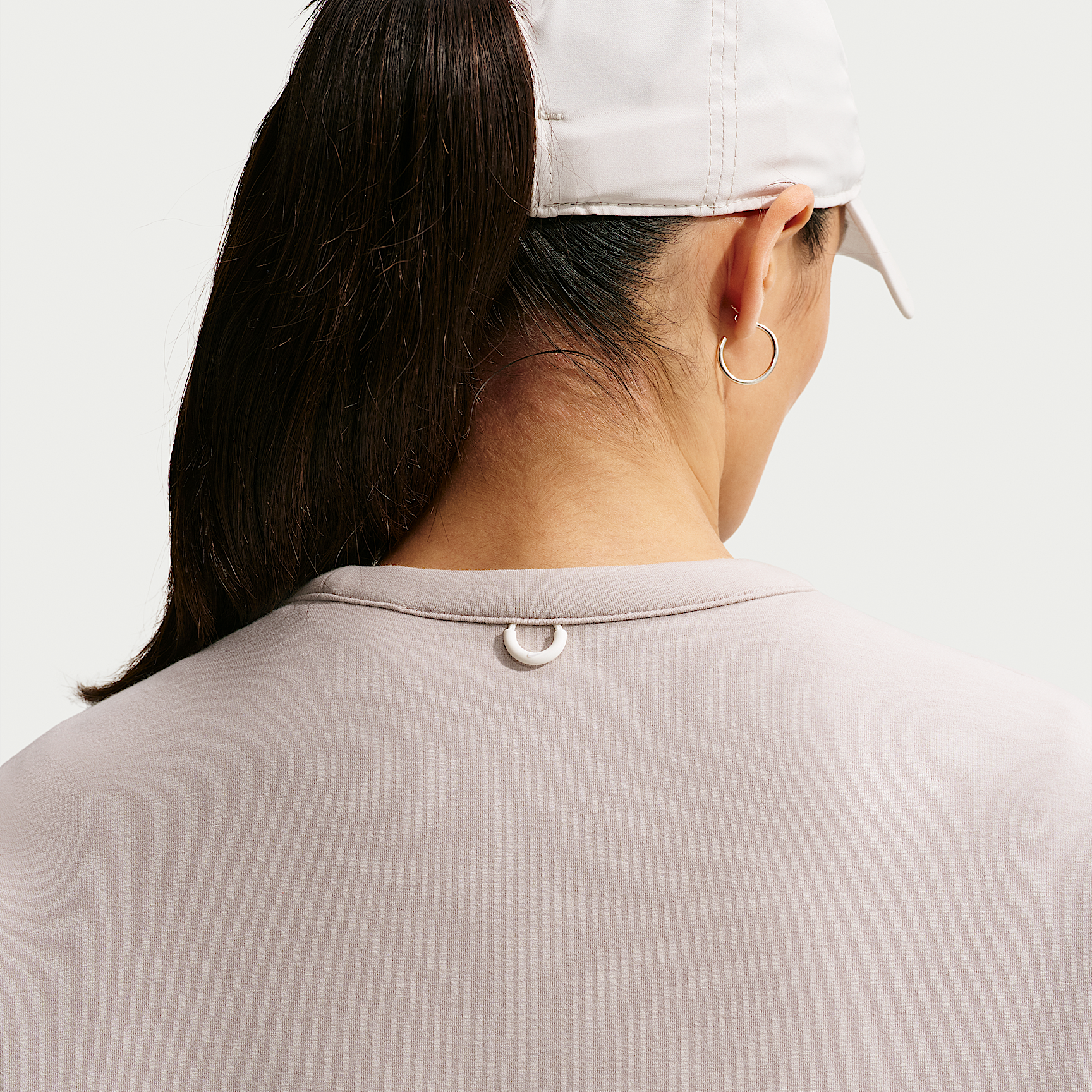 Nike ქალის ჯემპრი