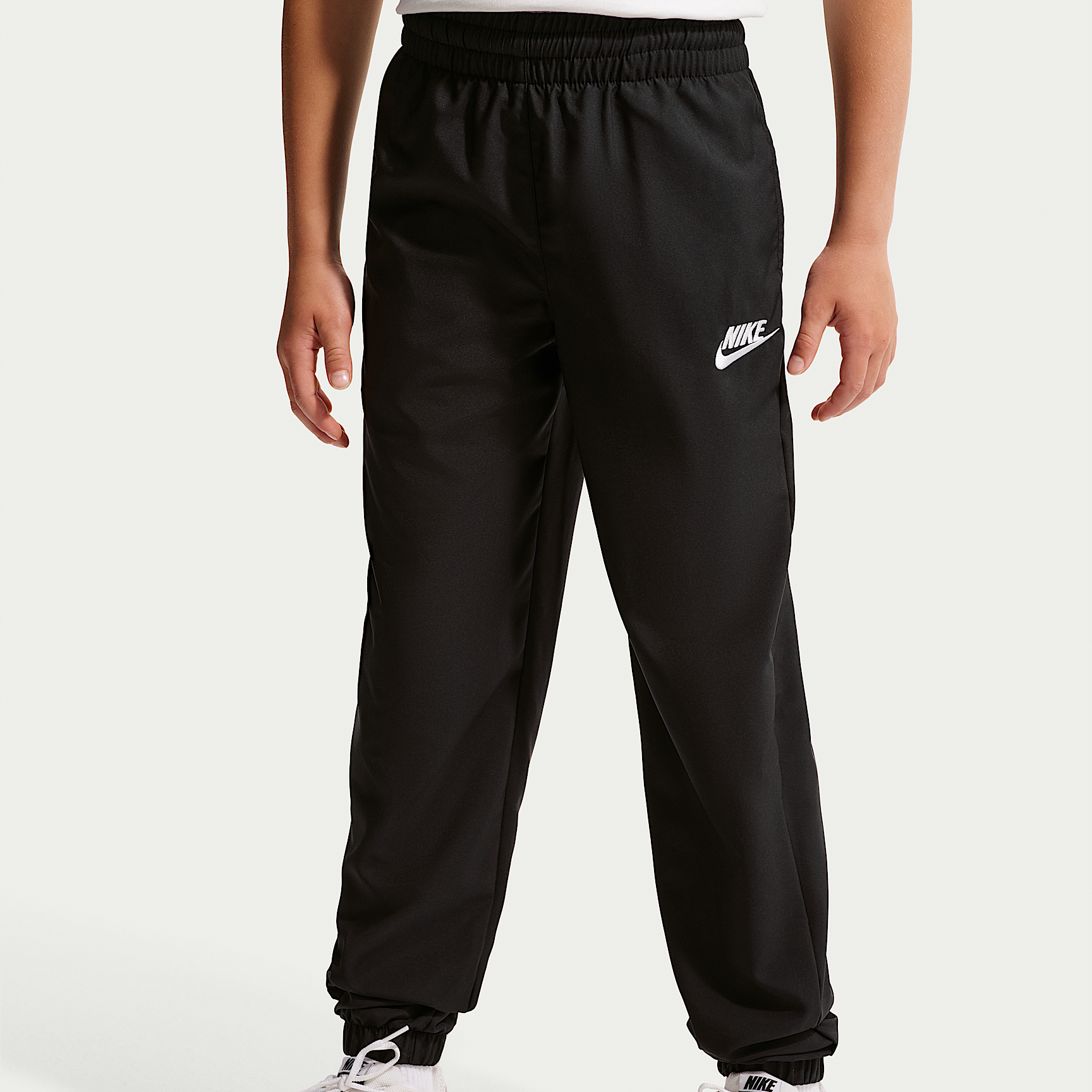 Nike ბავშვის სპორტული კომპლექტი