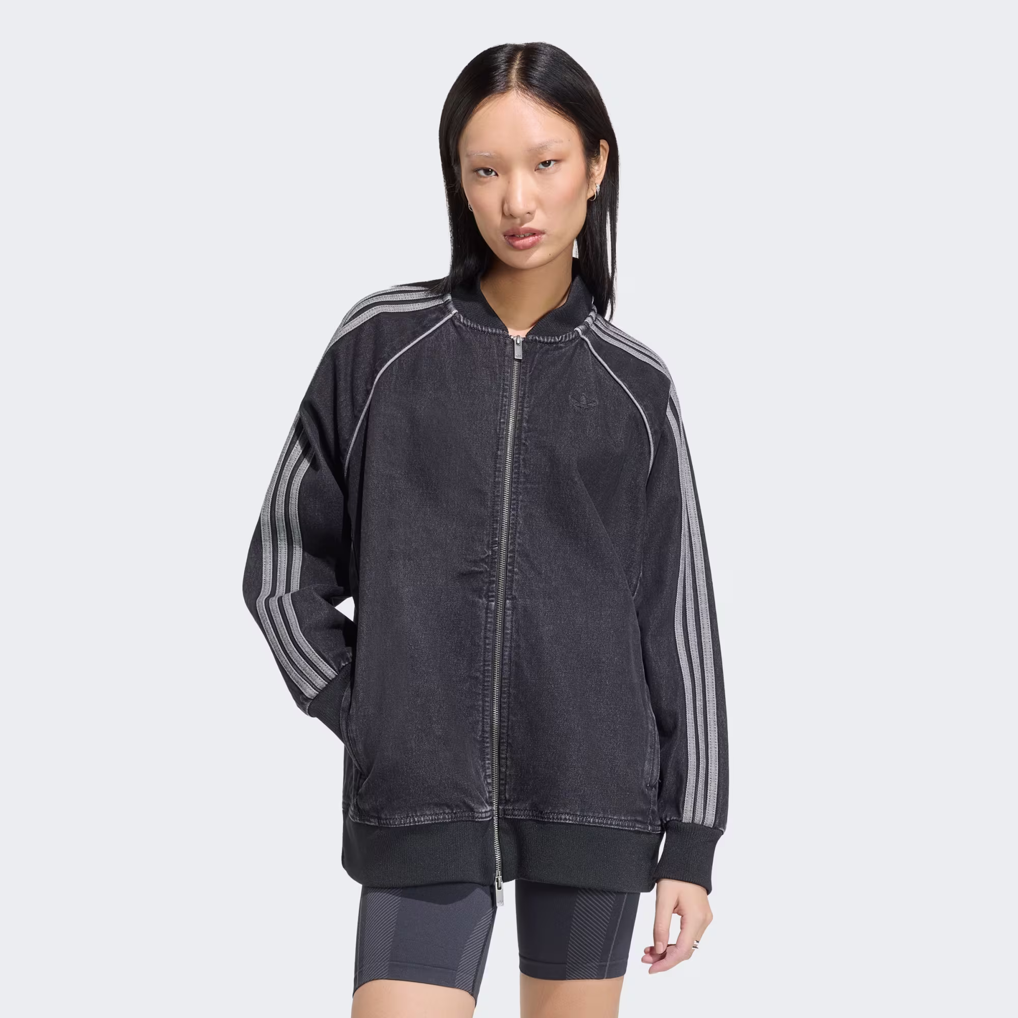 Adidas ქალის  ქურთუკი