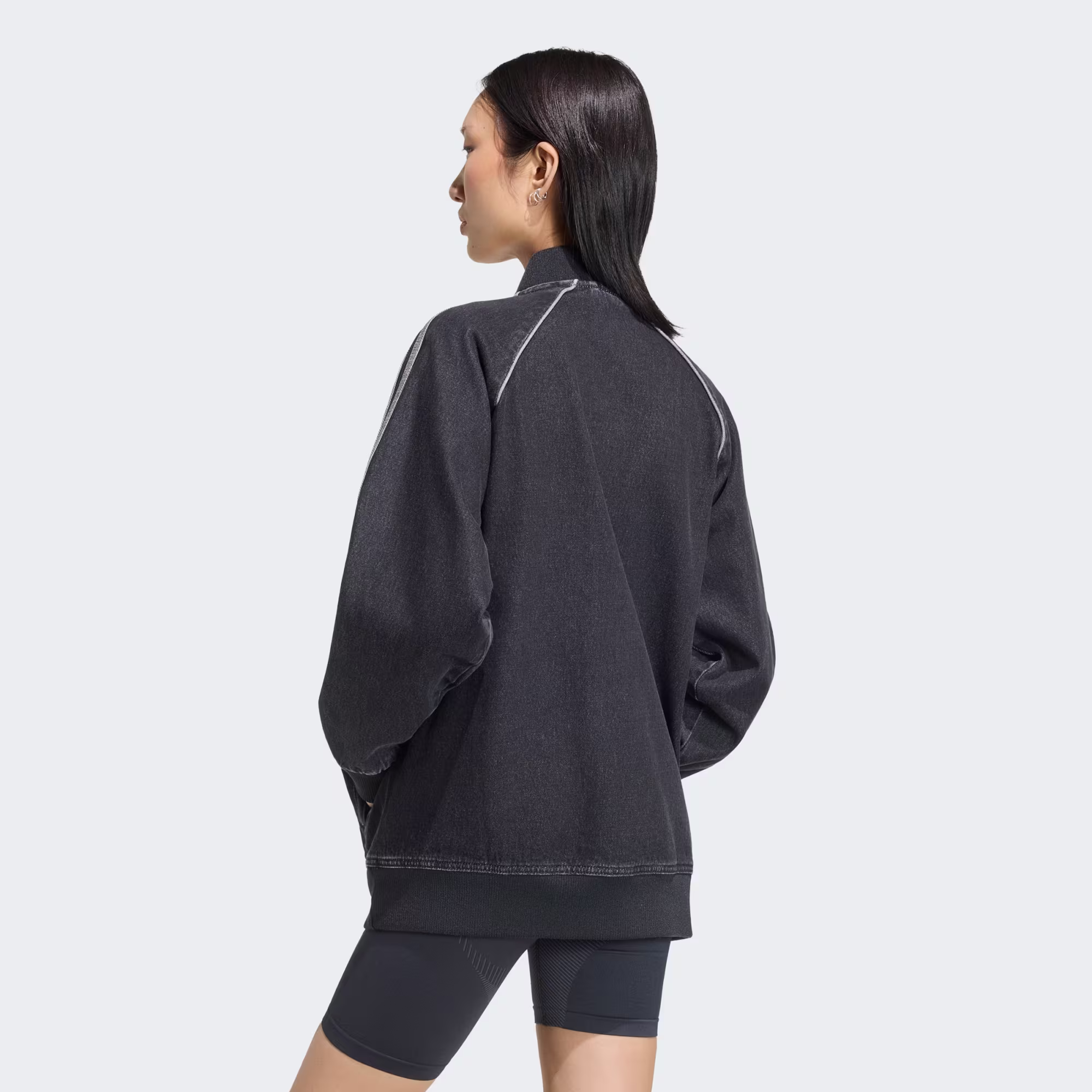 Adidas ქალის  ქურთუკი