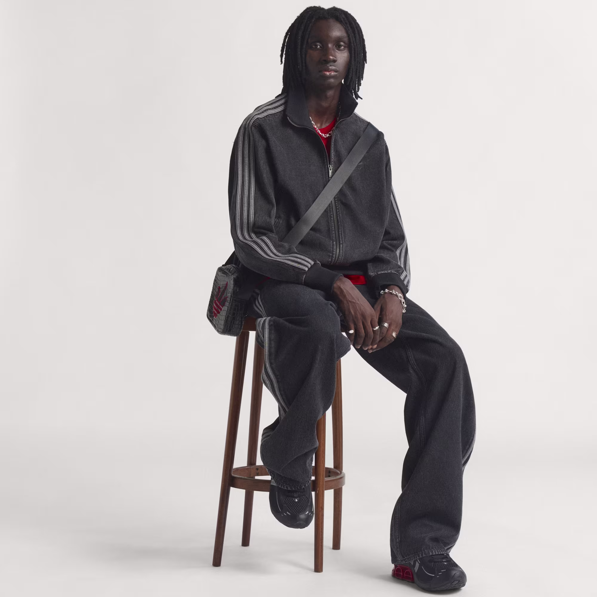Adidas მამაკაცის ქურთუკი