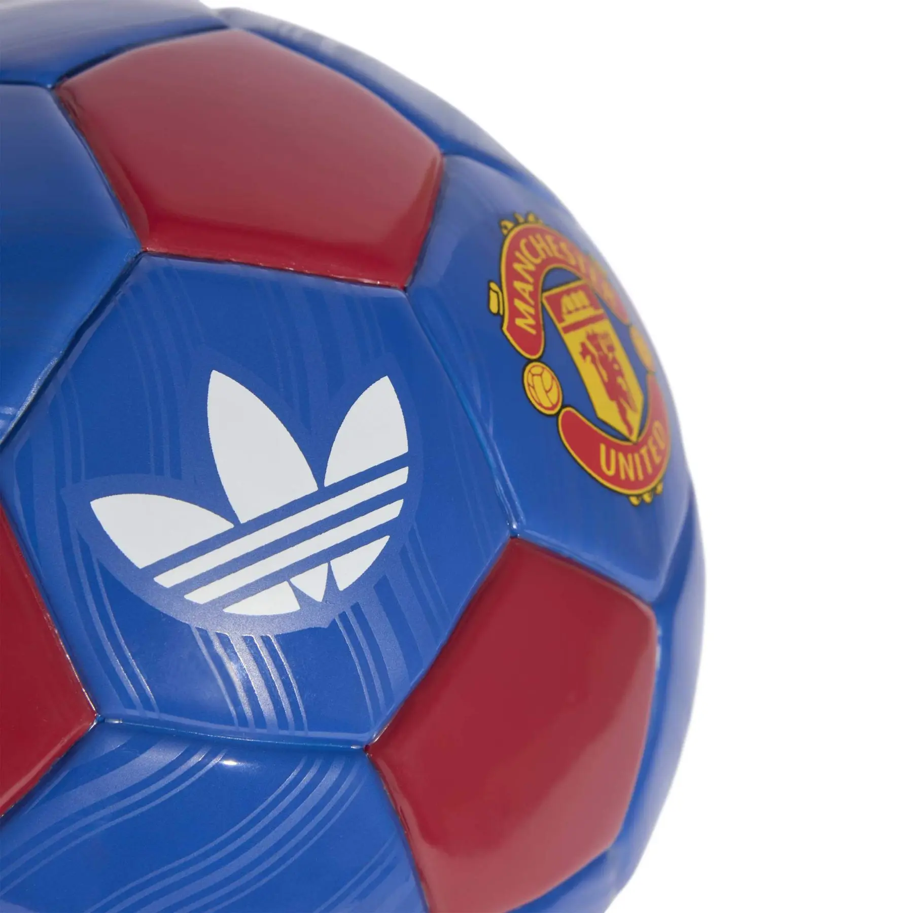 Adidas ბურთი