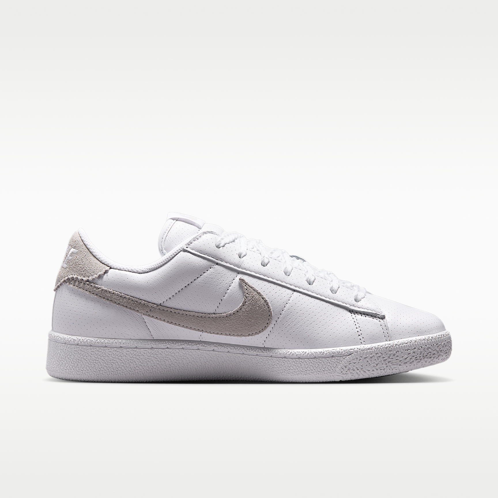 Nike ქალის სპორტული ფეხსაცმელი