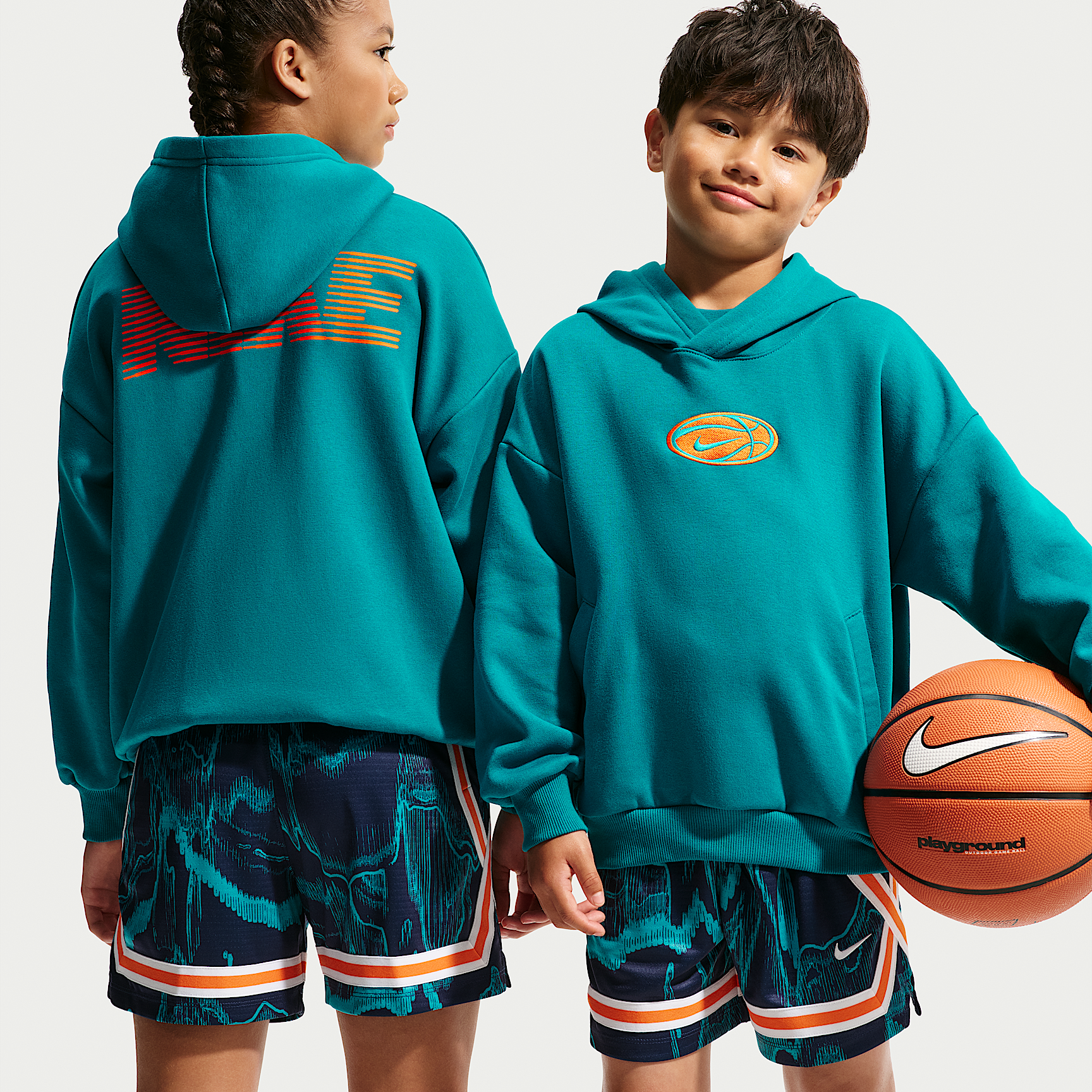 Nike ბავშვის ჯემპრი