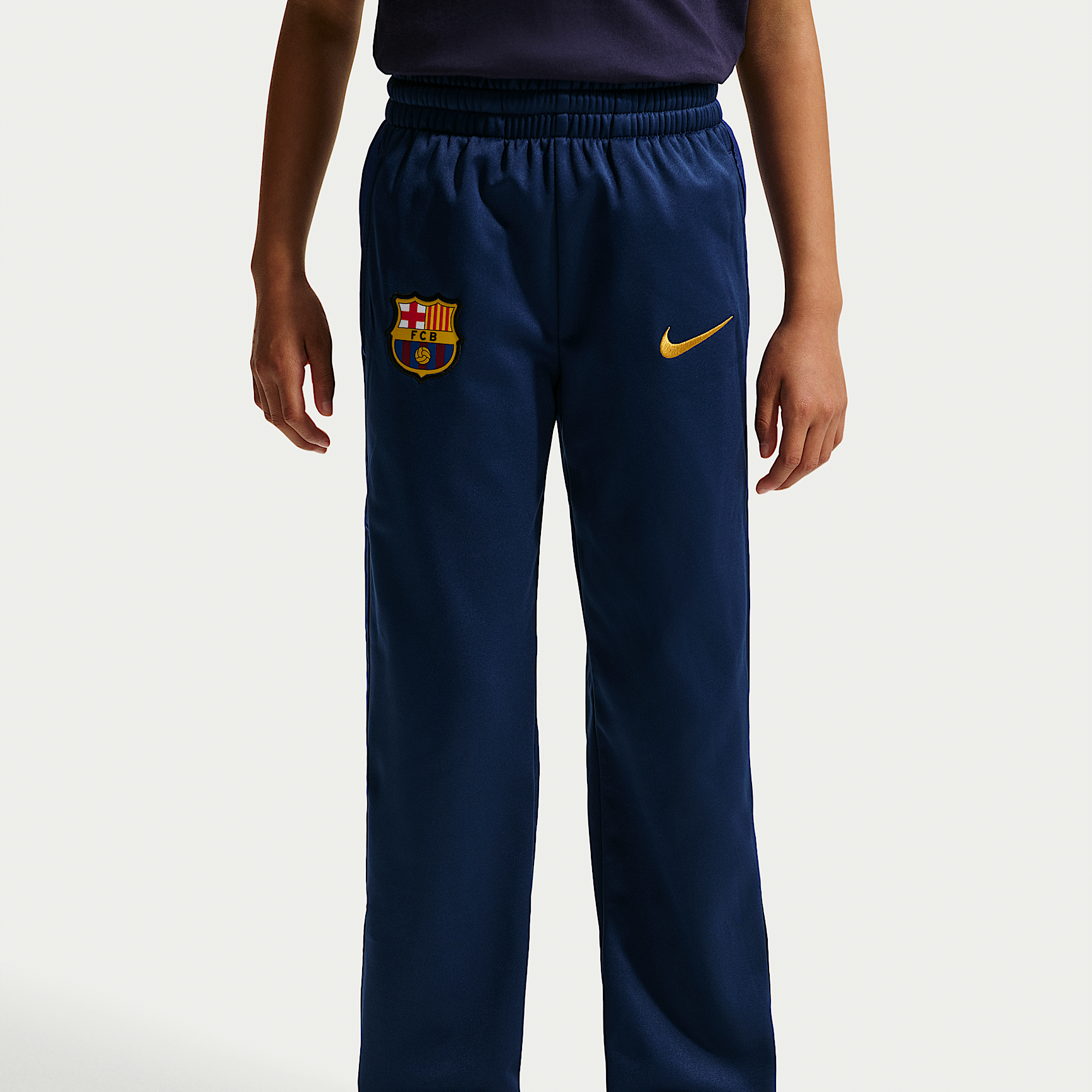 Nike ბავშვის სპორტული კომპლექტი