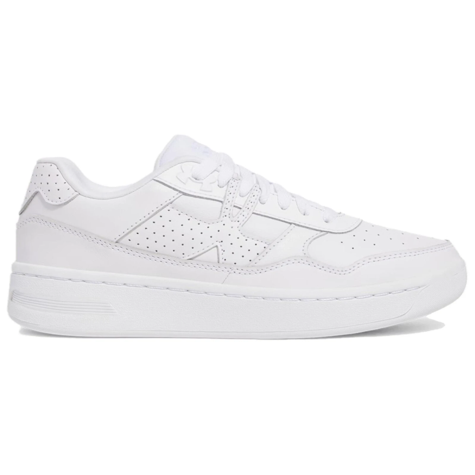 Under Armour მამაკაცის სპორტული ფეხსაცმელი