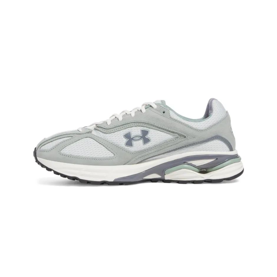 Under Armour მამაკაცის სპორტული ფეხსაცმელი
