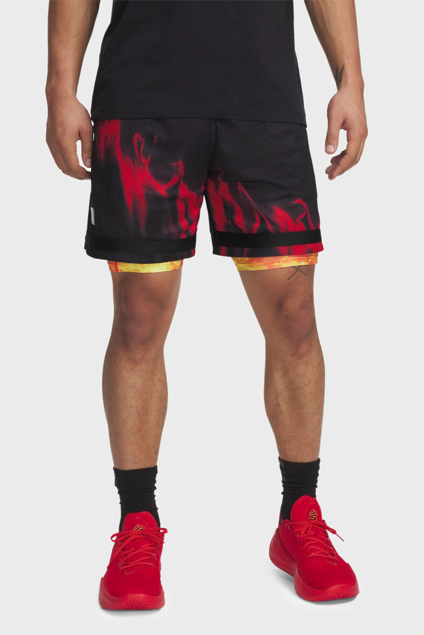 Under Armour მამაკაცის შორტი